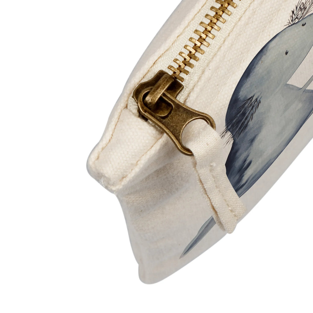 Make-up bag axolotl Love pinsel tasche, Waschbeutel, Waschtasche, Etui, Kulturtasche, pencil case, Kulturbeutel, Kosmetikbeutel, Schminktäschchen, Schminktasche, beauty case, aufbewahrungsbeutel, kosmetiktäschchen, Schminkbeutel, Kosmetiktasche, beauty tasche, Mäppchen, aufbewahrungstasche, Stiftemäppchen, Federmappe, utensilientasche, toiletry bag, Schlampermäppchen, Molch, Axolotl, Liebesbeweis, Liebe, Jahrestag, Lurch, Axolot, Große Liebe, Valentinstag, Lurche, Ehemann, Schwanzlurch, Verlobter, Freund