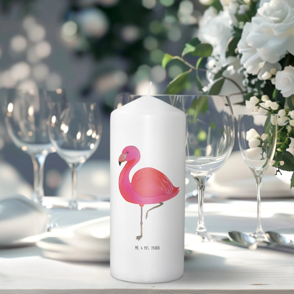 Kerze Flamingo Classic Geburtskerze, Erinnerungskerze, Schmuckkerze, Bedruckte Kerze, Kerze Mit Spruch, Wachskerze, Tafelkerze, Hochzeitskerze, Adventskerze, Dinnerkerze, Kommunionskerze, Geburtstagskerze, Wunschkerze, Weihnachtskerze, Osterkerze, Grosse Kerze, Blockkerze, Stumpenkerze, Kerze Mit Motiv, Tischkerze, Gartenkerze, Dekokerze, Handgemachte Kerze, Dekorative Kerze, Laternenkerze, Erinnerungslicht, Zylinderkerze, Flamingo, Einzigartig, Sohn, Freundin, Ich, Geschwister, Freundinnen, Selbstliebe, Spruch, Außenseiter, Tochter, für Mich, Stolz