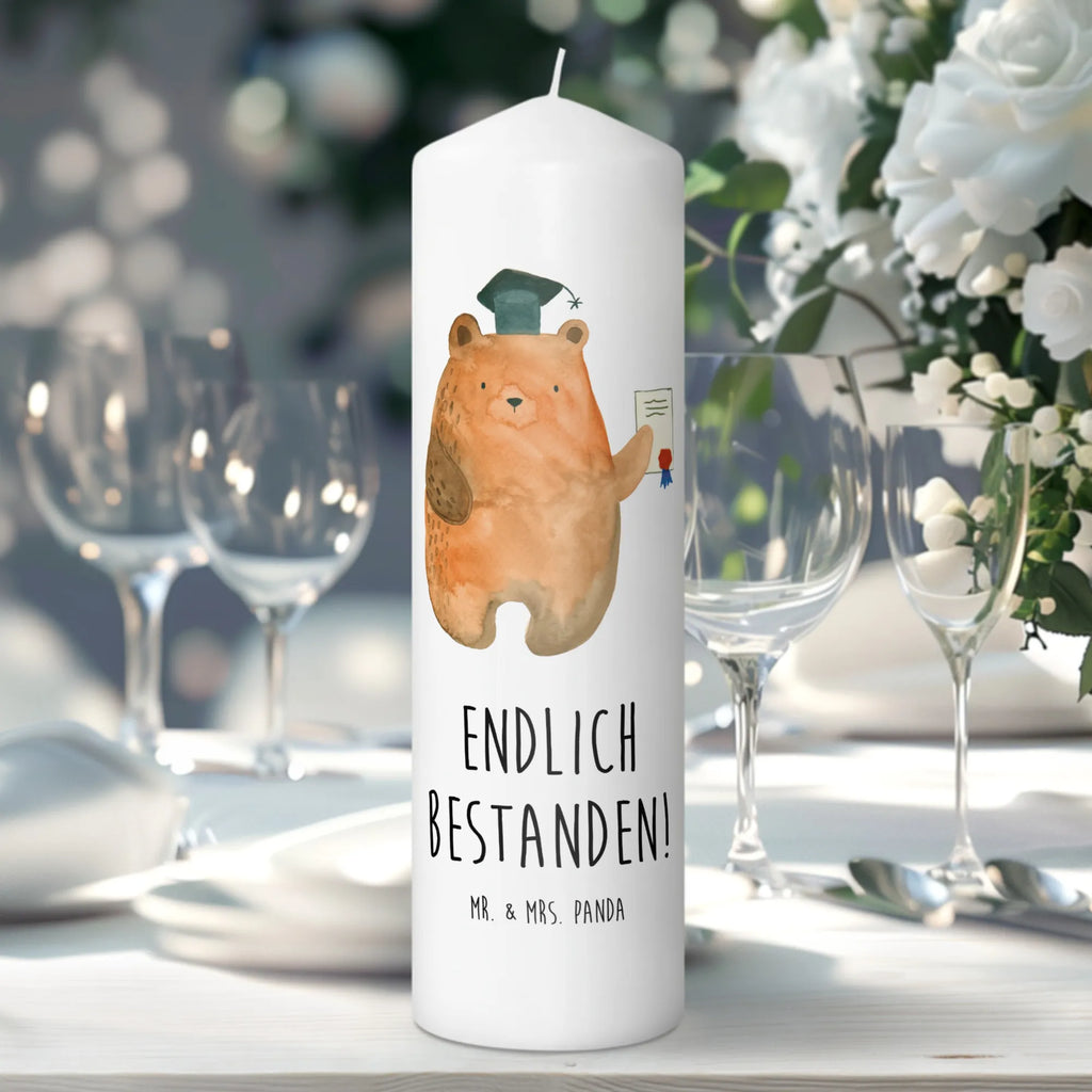 Candle bear Test Wunschkerze, Tischkerze, Dekokerze, Stumpenkerze, Erinnerungskerze, Kerze Mit Spruch, Blockkerze, Schmuckkerze, Handgemachte Kerze, Weihnachtskerze, Tafelkerze, Erinnerungslicht, Hochzeitskerze, Zylinderkerze, Gartenkerze, Adventskerze, Dinnerkerze, Dekorative Kerze, Bedruckte Kerze, Wachskerze, Geburtskerze, Grosse Kerze, Laternenkerze, Geburtstagskerze, Osterkerze, Kerze Mit Motiv, Kommunionskerze, Teddybär, Teddy, Bär, Abschluss, Prüfung Bestanden, Prüfungen, Abschlusszeugnis, Zeugnis, Abitur