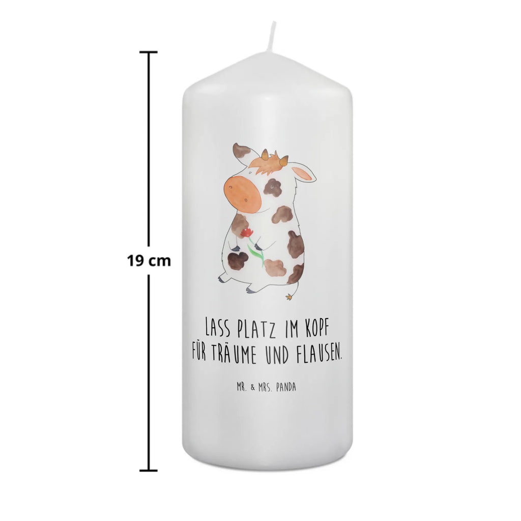 Kerze Kuh Kommunionskerze, Geburtstagskerze, Grosse Kerze, Tischkerze, Dekorative Kerze, Kerze Mit Motiv, Gartenkerze, Erinnerungslicht, Zylinderkerze, Weihnachtskerze, Tafelkerze, Laternenkerze, Adventskerze, Hochzeitskerze, Kerze Mit Spruch, Schmuckkerze, Stumpenkerze, Erinnerungskerze, Bedruckte Kerze, Geburtskerze, Wachskerze, Dekokerze, Osterkerze, Blockkerze, Dinnerkerze, Wunschkerze, Handgemachte Kerze, Landwirtin, Bauernhof, Hoftiere, Landwirt, Milch, Spruch, Kuh, Motivtion, Kühe, Magie, Hof, Flausen, Träume, Milchkuh