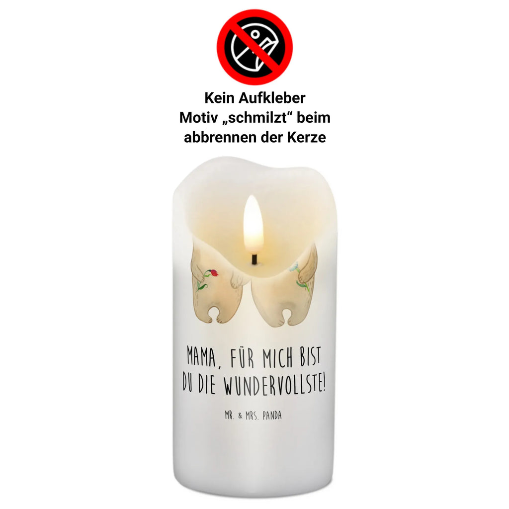 Kerze Bären mit Blumenkranz Gartenkerze, Wachskerze, Geburtskerze, Bedruckte Kerze, Dekorative Kerze, Weihnachtskerze, Blockkerze, Adventskerze, Tafelkerze, Stumpenkerze, Kerze Mit Spruch, Zylinderkerze, Wunschkerze, Grosse Kerze, Handgemachte Kerze, Dinnerkerze, Geburtstagskerze, Erinnerungskerze, Hochzeitskerze, Schmuckkerze, Osterkerze, Dekokerze, Erinnerungslicht, Tischkerze, Kommunionskerze, Laternenkerze, Kerze Mit Motiv, Vatertag, Familie, Schwester, Bruder, Mama, Papa, Muttertag, Oma, Opa, Töchter, Lieblingsmensch, Bär, Bären, Beste Mutter, Kind, Weltbeste Mama, Geschenk Mama. Muttertag, Family, Lieblingsmama, Vorbild, Mutter, Mami, Tochter, Kinder, Mutti