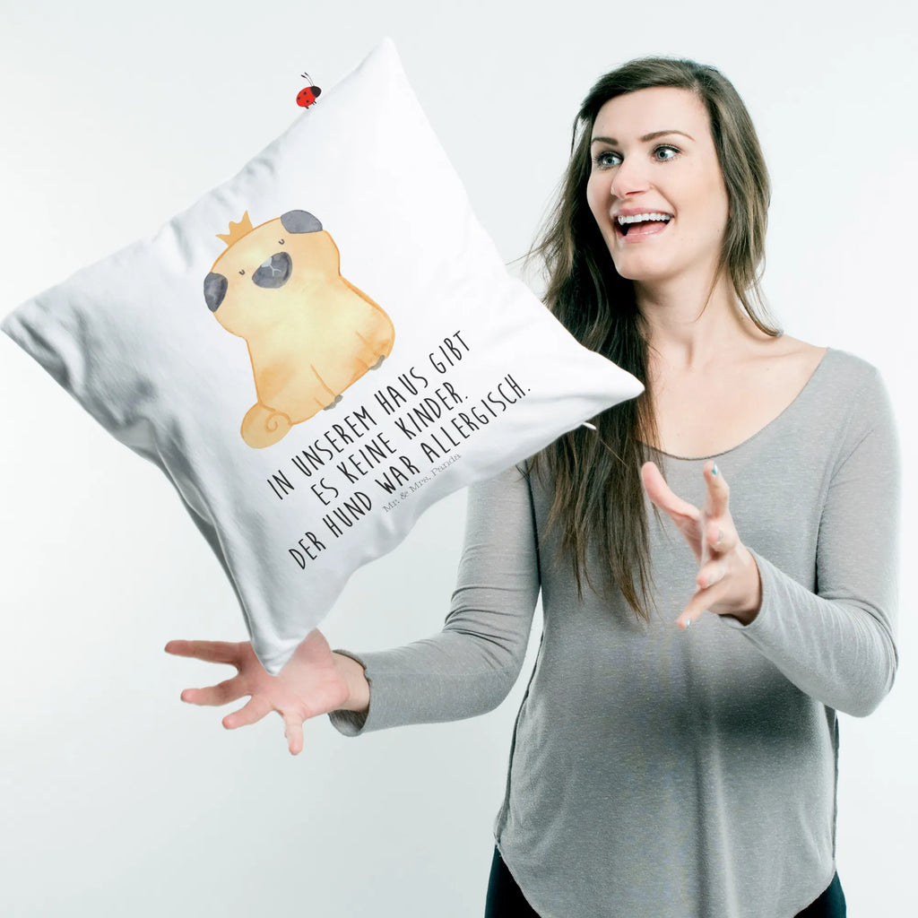 40x40 poduszka mops korona zierkissen 40x40, kissen mikrofaser, wohnzimmer kissen, Kopfkissen 40x40, 40x40 kissen, Motivkissen, Dekokissen Sofa, Kissen, Dekokissen 40x40, zier kissen, kissen für couch, couchkissen 40x40, Kopfkissen, deko kissen, Dekokissen, 40 X 40 Kissen, Sofakissen, Polsterkissen, sofa kissen, Zierkissen, kuschel kissen, Mikrofaser Kissen, kissen 40 x 40, wurfkissen, Kissen 40x40, microfaser kopfkissen, microfaser dekokissen, microfaser zierkissen, Sofakissen 40x40, Kuschelkissen, microfaser sofakissen, kissen für sofa, kuschelkissen 40x40, Couchkissen, couch kissen, Hunderasse, Hundebesitzer, Sprüche, Hundemotiv, Haustier, Tierliebhaber, Hund, Kinderlos, Hundebesitzer. Spruch, Mops, Hausregel, Lustig, Allergisch