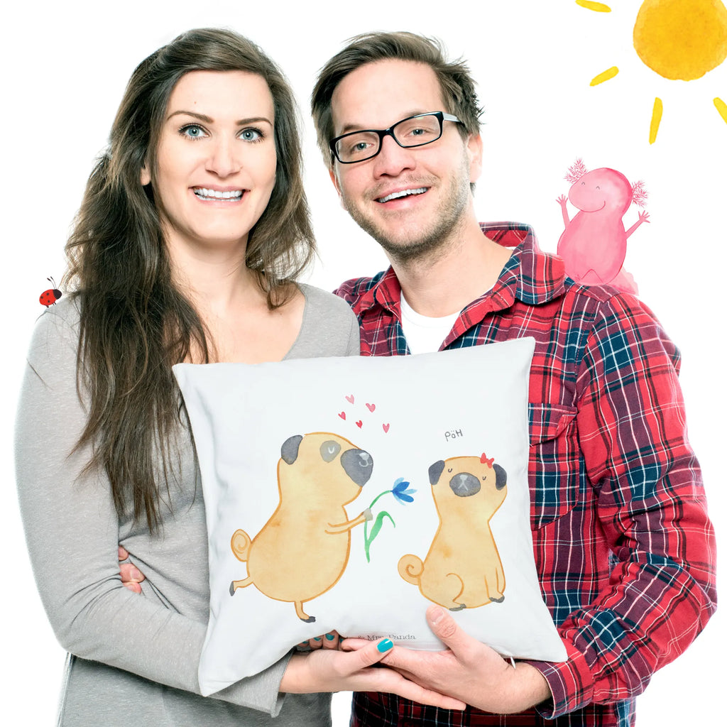 Cushion pug In love kissen für couch, zier kissen, Couchkissen, kuschelkissen 40x40, Kopfkissen 40x40, Dekokissen, Sofakissen, Mikrofaser Kissen, couch kissen, microfaser dekokissen, deko kissen, Dekokissen 40x40, Kopfkissen, Sofakissen 40x40, wohnzimmer kissen, zierkissen 40x40, kissen 40 x 40, Polsterkissen, Kuschelkissen, microfaser kopfkissen, couchkissen 40x40, kissen für sofa, wurfkissen, Kissen 40x40, Motivkissen, microfaser zierkissen, sofa kissen, microfaser sofakissen, kuschel kissen, Zierkissen, 40 X 40 Kissen, Dekokissen Sofa, 40x40 kissen, kissen mikrofaser, Kissen, Hunderasse, Hundebesitzer, Sprüche, Hundemotiv, Haustier, Tierliebhaber, Hund, Liebe, Möpse, Mops, Verliebt, Hundeliebe, Partner, Geschenk Freund, Liebesspruch. Verlobt