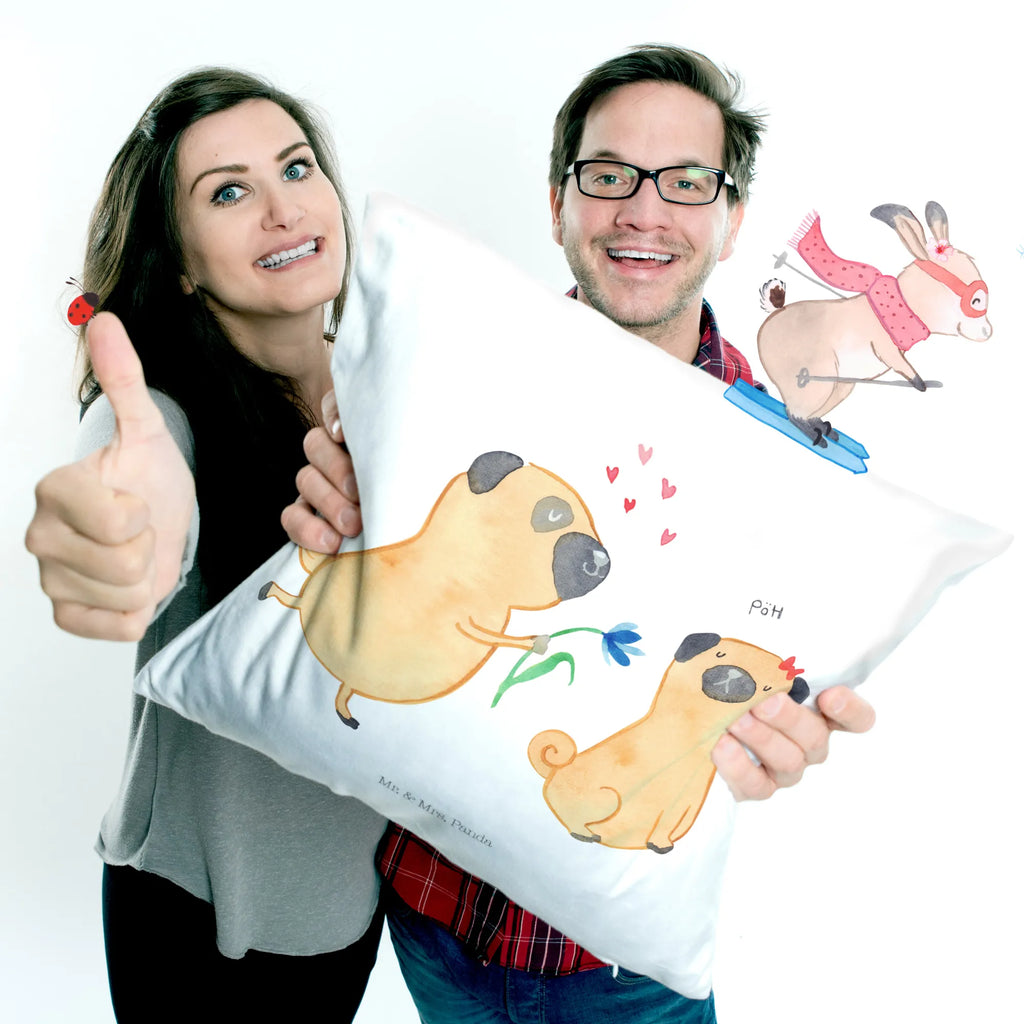 Cushion pug In love kissen für couch, zier kissen, Couchkissen, kuschelkissen 40x40, Kopfkissen 40x40, Dekokissen, Sofakissen, Mikrofaser Kissen, couch kissen, microfaser dekokissen, deko kissen, Dekokissen 40x40, Kopfkissen, Sofakissen 40x40, wohnzimmer kissen, zierkissen 40x40, kissen 40 x 40, Polsterkissen, Kuschelkissen, microfaser kopfkissen, couchkissen 40x40, kissen für sofa, wurfkissen, Kissen 40x40, Motivkissen, microfaser zierkissen, sofa kissen, microfaser sofakissen, kuschel kissen, Zierkissen, 40 X 40 Kissen, Dekokissen Sofa, 40x40 kissen, kissen mikrofaser, Kissen, Hunderasse, Hundebesitzer, Sprüche, Hundemotiv, Haustier, Tierliebhaber, Hund, Liebe, Möpse, Mops, Verliebt, Hundeliebe, Partner, Geschenk Freund, Liebesspruch. Verlobt