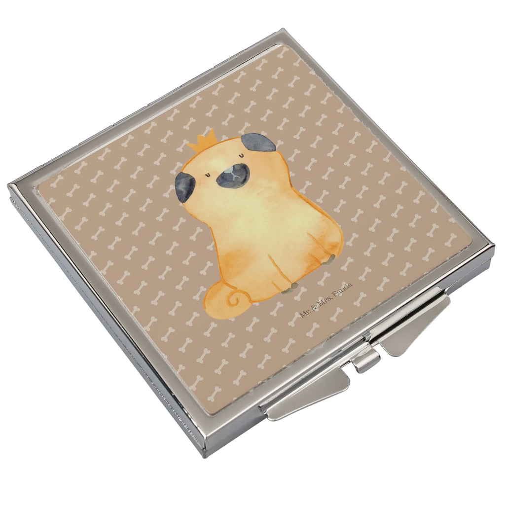 Handbag mirror pug Crown Klappspiegel, Kompaktspiegel, Deko Handspiegel, Schminkspiegel To Go, Handspiegel Geschenkidee, Silber, Spiegel Für Make-Up Tasche, Design Taschenspiegel, Klappbarer Handspiegel, Handspiegel Zum Mitnehmen, Spiegel Für Schminktasche, Mini Spiegel, Handtaschenspiegel, Klappbarer Taschenspiegel, Tragbarer Spiegel, Spiegel Für Handtasche, Quadratischer Handspiegel, Spiegel Für Unterwegs, Schminkspiegel Kompakt, Taschen-Kosmetikspiegel, Runder Taschenspiegel, Taschenspiegel, Handspiegel Für Damen, Reise Spiegel, Kosmetikspiegel Klein, Vintage Kompaktspiegel, Handspiegel Mit Hülle, Sprüche, Hund, Hundebesitzer, Hunderasse, Haustier, Tierliebhaber, Hundemotiv, Kinderlos, Mops, Hausregel, Allergisch, Lustig, Hundebesitzer. Spruch