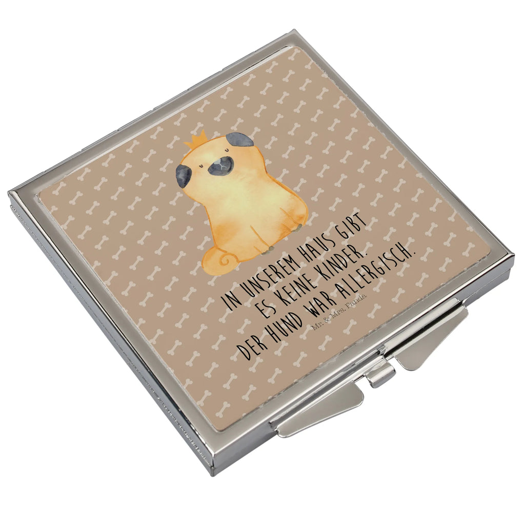 Handbag mirror pug Crown Klappspiegel, Kompaktspiegel, Deko Handspiegel, Schminkspiegel To Go, Handspiegel Geschenkidee, Silber, Spiegel Für Make-Up Tasche, Design Taschenspiegel, Klappbarer Handspiegel, Handspiegel Zum Mitnehmen, Spiegel Für Schminktasche, Mini Spiegel, Handtaschenspiegel, Klappbarer Taschenspiegel, Tragbarer Spiegel, Spiegel Für Handtasche, Quadratischer Handspiegel, Spiegel Für Unterwegs, Schminkspiegel Kompakt, Taschen-Kosmetikspiegel, Runder Taschenspiegel, Taschenspiegel, Handspiegel Für Damen, Reise Spiegel, Kosmetikspiegel Klein, Vintage Kompaktspiegel, Handspiegel Mit Hülle, Sprüche, Hund, Hundebesitzer, Hunderasse, Haustier, Tierliebhaber, Hundemotiv, Kinderlos, Mops, Hausregel, Allergisch, Lustig, Hundebesitzer. Spruch