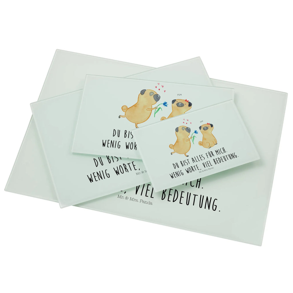 Glasschneidebrett Mops Verliebt XXL Glasschneidebrett, Fotodruck Glasschneidebrett XXL, XL Glasschneidebrett, Glas Schneideplatte Für Brot XL, Glas Arbeitsbrett XXL, Glasschneidebrett Extra Groß, Glas Schneidbrett Für Fleisch XL, Überdimensionales Glasschneidebrett, Glasschneidebrett Rutschfest XL, Glasschneidebrett XXL, Elegantes Glasschneidebrett XXL, Glas Schneidbrett Mit Saftrille Groß, Sicherheitsglas Schneidebrett XL, Hitzebeständiges Glasschneidebrett Groß, Glas Schneidebrett Wohnzimmer Groß, Großes Schneidebrett Aus Glas, Glas Küchenbrett Extra Groß, Hygiene-Glasschneidebrett Groß, Glas Schneideplatte XL, Glasschneideunterlage Groß, Glas Schneidbrett Für Gemüse Groß, Extra Großes Glasschneidebrett, Dekoratives Glasschneidebrett XL, Schneideplatte Aus Glas XXL, Großformatiges Glasschneidebrett, Glas Schneidebrett Für Käse XL, Individuelles Glasschneidebrett XL., Küchenunterlage Aus Glas Groß, Modernes Glasschneidebrett Extra Groß, Robustes Glasschneidebrett Groß, Hund, Hundemotiv, Haustier, Hunderasse, Tierliebhaber, Hundebesitzer, Sprüche, Möpse, Hundeliebe, Mops, verliebt, Geschenk Freund, Partner, Liebe, Liebesspruch. Verlobt