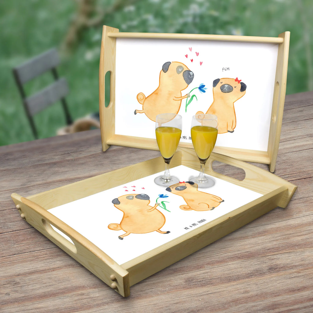 Serving tray pug In love tablett für bett, ablagetablett, tablett zum servieren, serviertablett aus holz, holz serviertablett, betttablett, serviertablett holz, Frühstückstablett, Servier Tablett, kaffeetablett, getränketablett, echtholz tablett, Holztablett, teetablett, Küchentablett, tragetablett, sofatablett, couchtablett, Tablett, essenstablett, Serviertablett, tablett für essen, tablett aus holz, bett tablett, tablett holz, tablett für getränke, Tierliebhaber, Haustier, Hundemotiv, Hund, Sprüche, Hundebesitzer, Hunderasse, Liebesspruch. Verlobt, Liebe, Hundeliebe, Geschenk Freund, Mops, Verliebt, Möpse, Partner