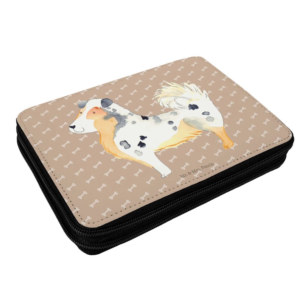 Federmappe Hund Australien Shepherd Motiv, Geschenk, Federmappe, Stiftetasche, Stifte Etui, Schüler, Schülerin, Büro Stifte Etui, Stifterolle, Kinder Federmappe, Grundschule, Schule, Bestückte Federmappe, Einschulung, Federmäppchen bedruckt, Federmappe Einschulung, Kind, Federmäppchen, Hund, Hundemotiv, Haustier, Hunderasse, Tierliebhaber, Hundebesitzer, Sprüche, Spruch, Australien Shepherd, Hundeliebe, Shepherd, Familienhund