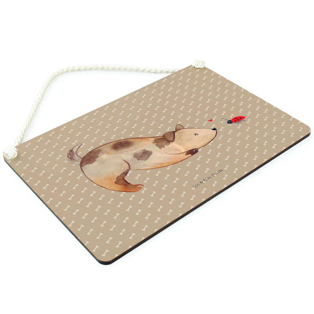 Deko Schild Hund Marienkäfer Dekoschild, Küchenschild, Schild mit Spruch, Holzschild, Badschild, Wandschild, sprüche schild, Motivschild, Türschild Familie, Schild, Spruchschild, dekoschilder, Holztafel, wandhänger, Deko Wandtafel, wandtafel, Deko Schild, dekotafel, hängeschild, Türschild, dekoration schild, holzbild, Hund, Hundebesitzer, Hundemotiv, Hunderasse, Haustier, Sprüche, Tierliebhaber, Marienkäfer, Mischlinghund, Hunde, Mischling, Hundespruch