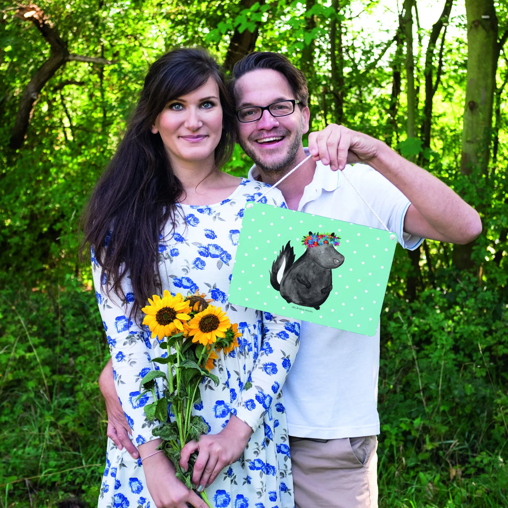 Deko Schild Stinktier Mädchen Wanddeko Schild, Schild Zum Hinstellen, Dekoschild Geschenk, Deko Wandtafel, Deko schild Mit Lebensweisheit, Dekoschild Für Badezimmer, Deko schild Landhausstil, Vintage Schild, Deko schild Mit Blumenmotiv, Dekoschild Klein, Deko schild Mit Spruch, Deko Schild, Rustikales Deko schild, Dekoschild Für Familie, Deko schild Für Balkon, Dekoschild, Dekoschild Für Freunde, Schild Zum Aufstellen, Shabby Chic Schild, Metallschild, Türschild Mit Spruch, Dekoschild Für Flur, Deko schild Für Wohnzimmer, Deko schild Modern, Deko schild Mit Motiv, Türschild, Deko schild Für Küche, Holzschild, Dekoschild Aus Holz, Deko schild Mit Herz, Spruchschild, Dekoschild Groß, Dekoschild Handgemacht, Wandschild, Lustiges Deko schild, Dekos child Für Garten, Schild Aus Metall, Dekoschild Zum Aufhängen, Schild Aus Holz, Deko schild Liebevoll Gestaltet, Stinktier, Skunk, Raubtier, Namaste, Stinki, Wildtier, Yoga, Stinker