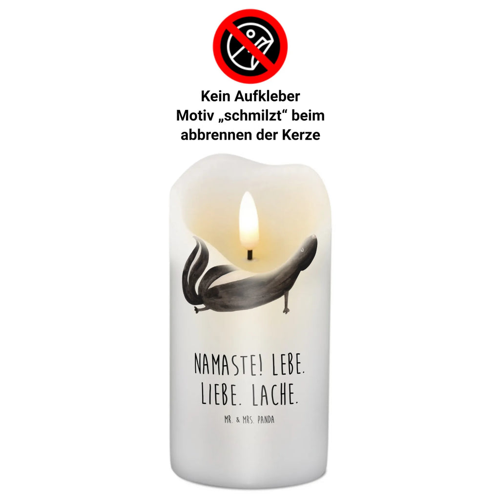 Kerze Stinktier Yoga Zylinderkerze, Dekokerze, Weihnachtskerze, Geburtstagskerze, Erinnerungskerze, Tafelkerze, Kommunionskerze, Erinnerungslicht, Osterkerze, Schmuckkerze, Gartenkerze, Bedruckte Kerze, Kerze Mit Spruch, Tischkerze, Grosse Kerze, Stumpenkerze, Wachskerze, Blockkerze, Laternenkerze, Wunschkerze, Adventskerze, Handgemachte Kerze, Dinnerkerze, Geburtskerze, Hochzeitskerze, Dekorative Kerze, Kerze Mit Motiv, Skunk, Stinktier, Lache, Stinker, Stinki, Liebe, Lebe, Namaste, Yoga, Raubtier, Wildtier