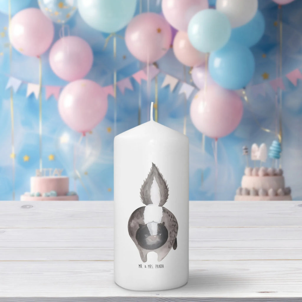 Kerze Stinktier Angriff Adventskerze, Laternenkerze, Stumpenkerze, Dinnerkerze, Hochzeitskerze, Kerze Mit Motiv, Wunschkerze, Osterkerze, Blockkerze, Gartenkerze, Weihnachtskerze, Geburtskerze, Schmuckkerze, Kommunionskerze, Handgemachte Kerze, Kerze Mit Spruch, Erinnerungskerze, Dekokerze, Bedruckte Kerze, Dekorative Kerze, Wachskerze, Erinnerungslicht, Grosse Kerze, Tischkerze, Zylinderkerze, Tafelkerze, Geburtstagskerze, Skunk, Stinktier, Raubtier, Drohung, Wildtier, Stinker, wütend, Stinki