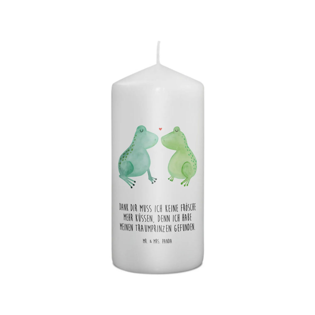 Kerze Frosch Liebe Kommunionskerze, Handgemachte Kerze, Tafelkerze, Erinnerungskerze, Erinnerungslicht, Gartenkerze, Wachskerze, Dekokerze, Kerze Mit Motiv, Dinnerkerze, Dekorative Kerze, Kerze Mit Spruch, Schmuckkerze, Geburtskerze, Bedruckte Kerze, Blockkerze, Wunschkerze, Adventskerze, Tischkerze, Grosse Kerze, Zylinderkerze, Geburtstagskerze, Osterkerze, Laternenkerze, Hochzeitskerze, Weihnachtskerze, Stumpenkerze, Freundin, Freund, Liebe, Liebesgeschenk, Jahrestag, Verlobung, Partner, Ehemann, Ehefrau, Heiraten, Heiratsantrag, Hocheitstag, Verlobt, Geschenk Freund, Froschkönig, Fröschchen, Hochzeitstag, Liebesbeweis, Verheiratet, Verliebt, Frösche, Geschenk Freundin, Geschenk Hochzeit, Frosch