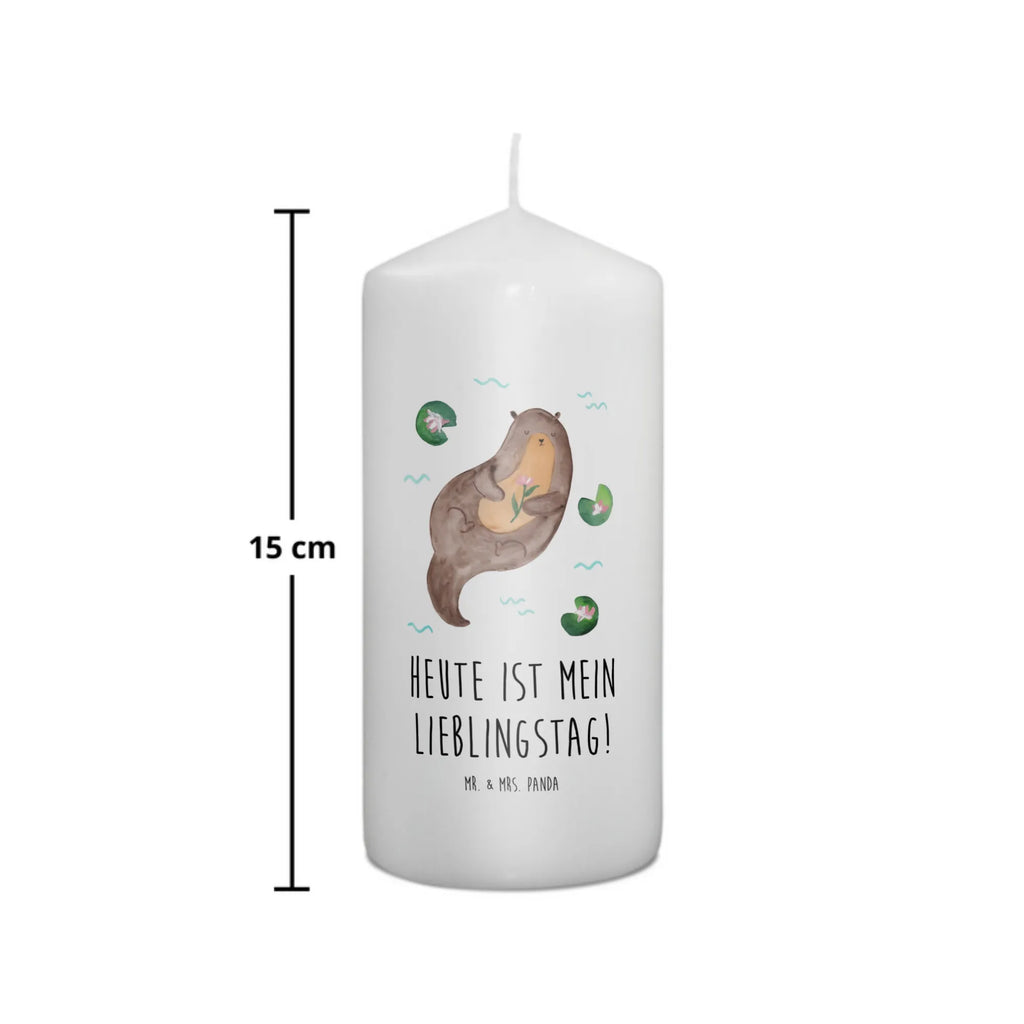 Kerze Otter Seerose Dekokerze, Erinnerungslicht, Geburtstagskerze, Kerze Mit Motiv, Weihnachtskerze, Dekorative Kerze, Handgemachte Kerze, Laternenkerze, Adventskerze, Zylinderkerze, Dinnerkerze, Geburtskerze, Blockkerze, Kommunionskerze, Schmuckkerze, Hochzeitskerze, Osterkerze, Grosse Kerze, Stumpenkerze, Tafelkerze, Wachskerze, Bedruckte Kerze, Wunschkerze, Erinnerungskerze, Gartenkerze, Kerze Mit Spruch, Tischkerze, Otter, Fischotter, Seeotter, Otter Seeotter See Otter