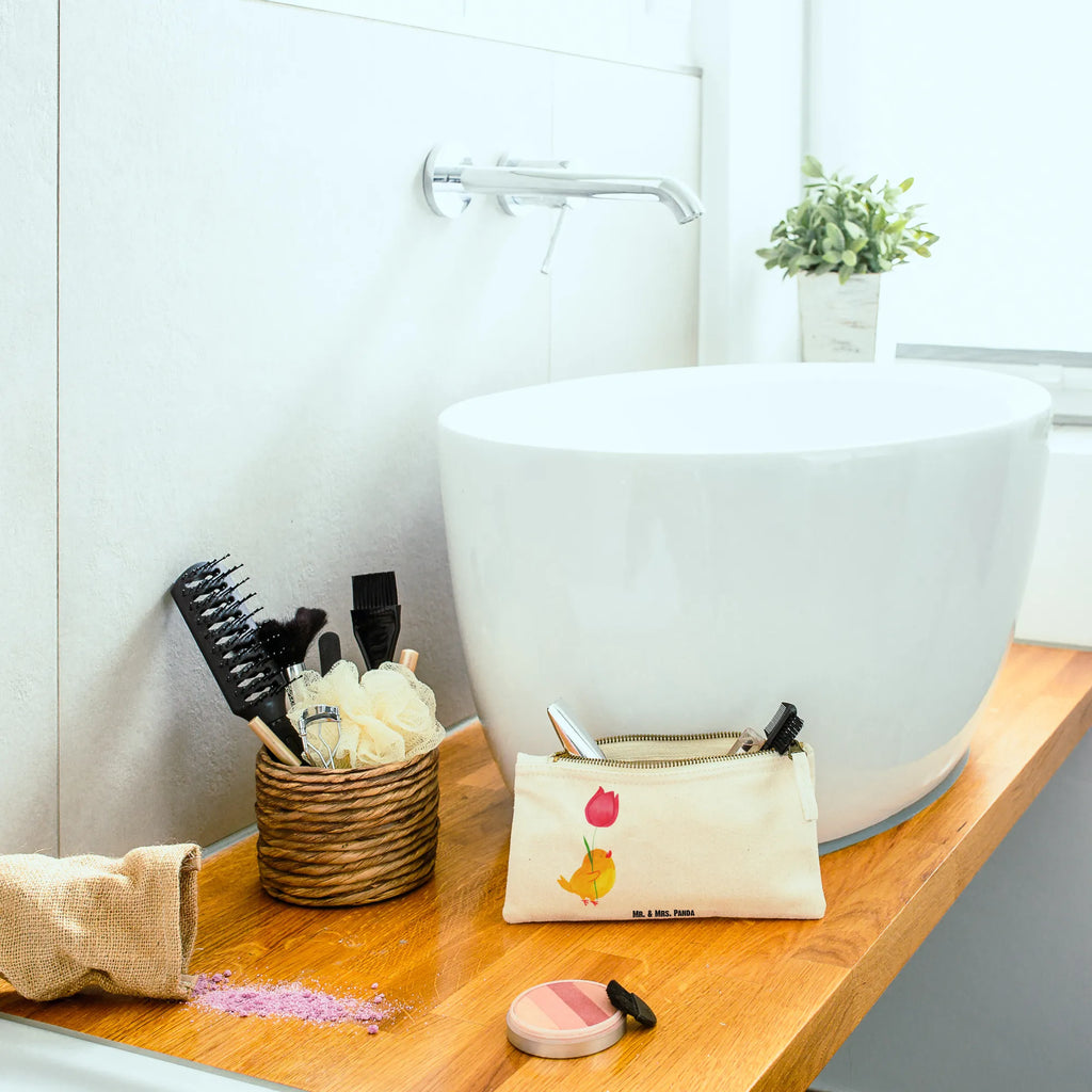 Make-up bag chick parade toiletry bag, Kosmetikbeutel, Waschbeutel, Kulturbeutel, Schminkbeutel, beauty case, Mäppchen, kosmetiktäschchen, aufbewahrungsbeutel, Stiftemäppchen, pinsel tasche, pencil case, Schminktäschchen, Kosmetiktasche, beauty tasche, Kulturtasche, aufbewahrungstasche, Schminktasche, Federmappe, Etui, utensilientasche, Waschtasche, Schlampermäppchen, Ostern, Osterhase, Ostern Kinder, Ostergeschenke, Geschenke zu Ostern, Ostern Geschenk, Osterdeko, Osternest, Ostergeschenke Kinder, Ostergrüße, Frohe Ostern, Parade, Blumen, Küken, Tulpen