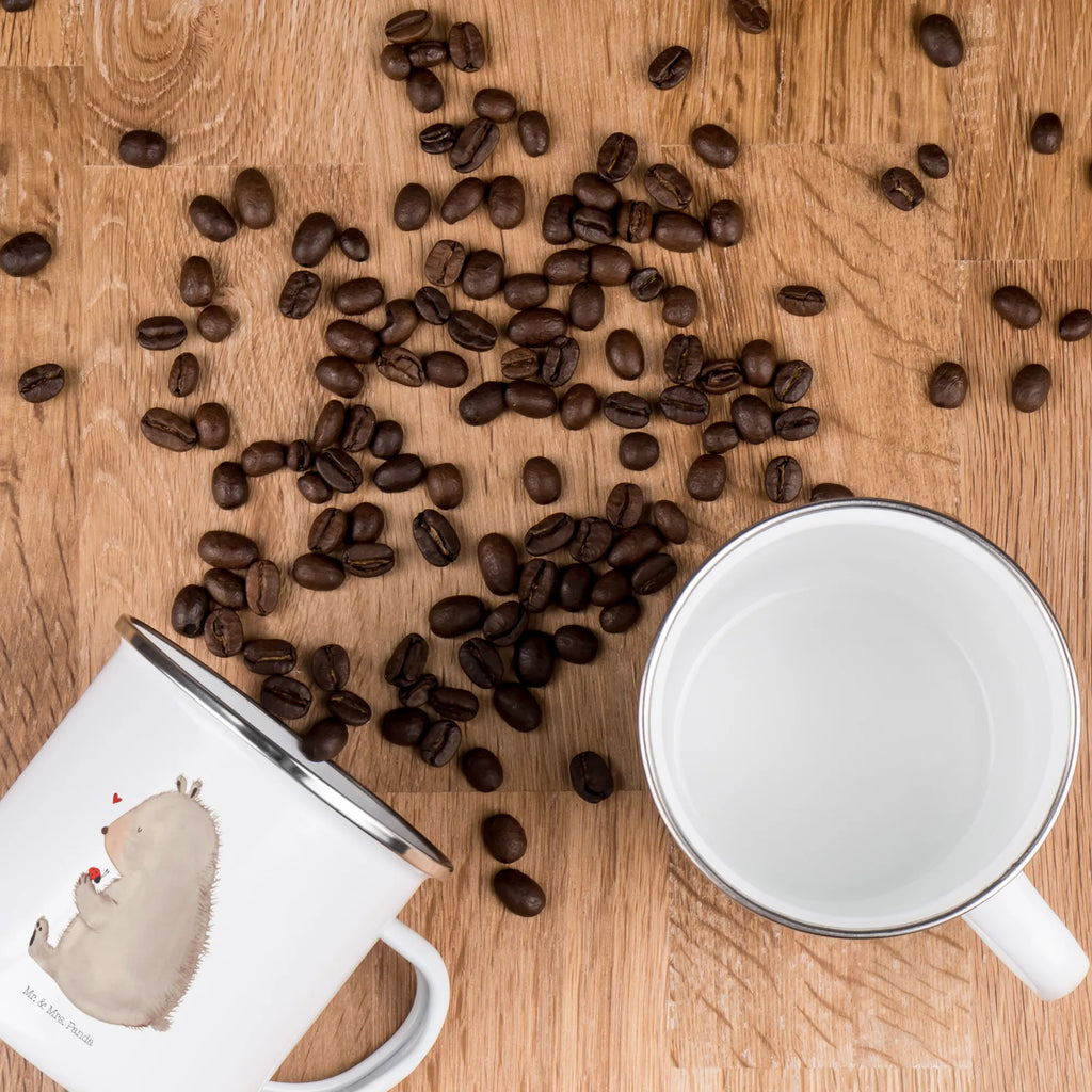 Camping Emaille Tasse Bär mit Marienkäfer Campingtasse, Emaille Becher, Camping Tasse Emaille, Outdoor Tasse, Metalltasse, Blechtasse Outdoor, Emailletasse, Kaffee Blechtasse, Trinkbecher, Outdoor Becher, Tasse Emaille, Camping Tasse Metall, Blechtassen, Emaille Tasse, Metalltasse für Camping, Edelstahl Trinkbecher, Camping Becher, Camping Tassen, Metall Tasse, Emaille Trinkbecher, Emaille Campingbecher, Emaille Tassen, Campingtassen, Camping Tassen Emaille, Tasse Camping, Emaille Becher Camping, Emaille Tasse Camping, Campingbecher, Blechtasse, Camping Becher Edelstahl, Bär, Teddy, Teddybär, Marienkäfer, Liebe, Motivation, Freiheit, Das Leben ist schön