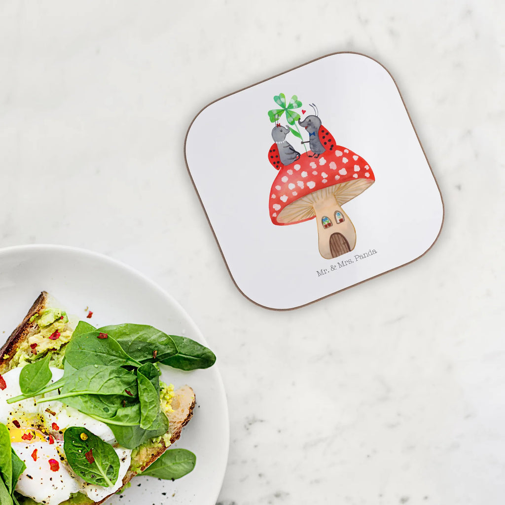 Quadratische Untersetzer Marienkäfer Paar Fliegenpilz Untersetzer Holz, Tassen Untersetzer, Glasuntersetzer, Untersetzer aus Holz, Untersetzer Gläser, Bierdeckel, Getränkeuntersetzer, Korkuntersetzer, Untersetzer, Untersetzer für Gläser, Holzuntersetzer, Untersetzer Design, Tiermotive, Gute Laune, lustige Sprüche, Tiere, Fliegenpilz, Haus, zuhause, Wohnung, Marienkäfer, Fleigenpilzhaus