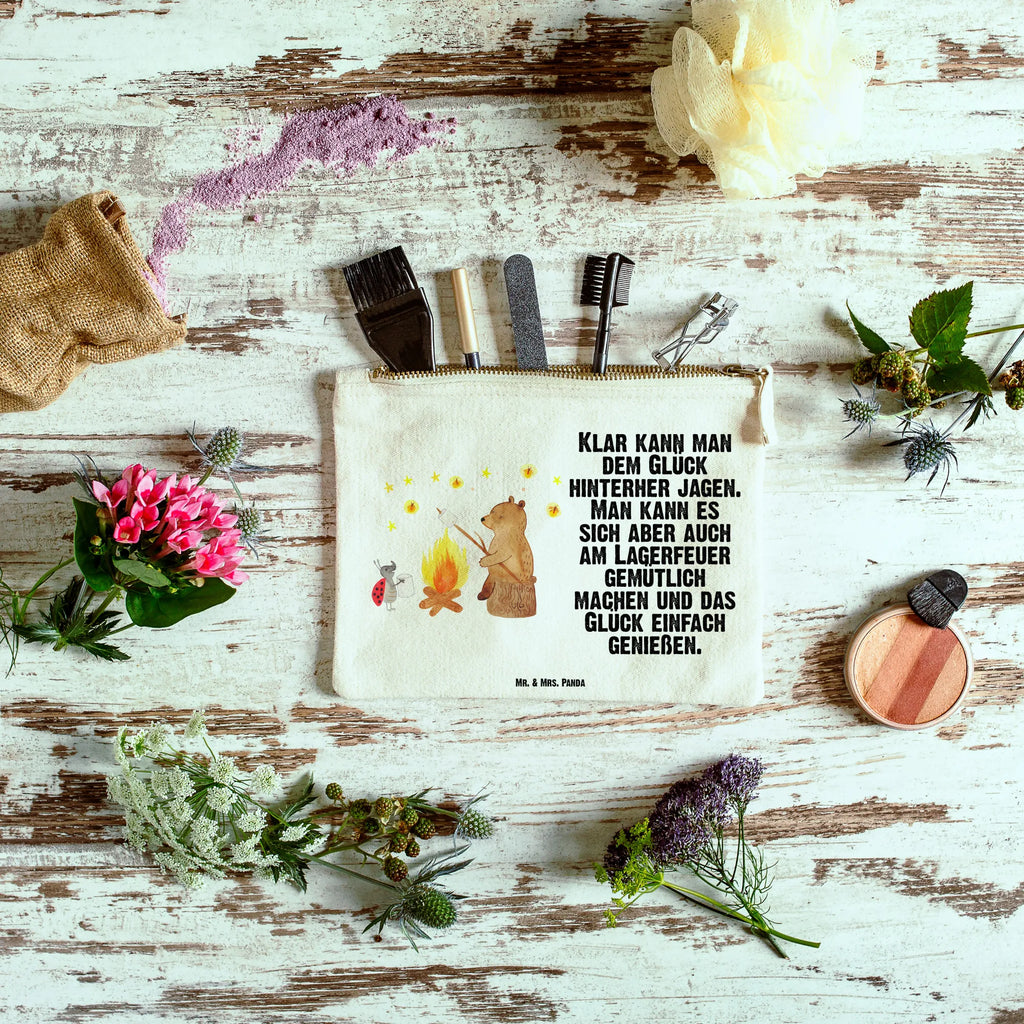 torebka na makijaż Niedźwiedź i biedronka przy ognisku Schminktasche Wasserdicht, Schminktasche Für Teenager, Schminktasche Mit Muster, Schminkbeutel, Kosmetiktasche, Schminktasche Geschenk, Schminktasche Minimalistisch, Stifteaufbewahrung, Schminktäschchen, Schminktasche Blumen, Schminktasche Mit Fächern, Schminktasche Reise, Schminktasche Klein, Kosmetiktasche Organizer, Aufbewahrung für Schminke, Kosmetiktasche Mit Spiegel, Schminktasche Transparent, Schminktasche Für Mädchen, Schminktasche Zum Aufhängen, Reise-Kosmetiktasche, Schminktasche Modern, Schminktasche Für Unterwegs, Schminktasche Nachhaltig, Schminktasche, Schminktasche Mit Reißverschluss, Kosmetiktasche Zum Mitnehmen, Schminktasche Stoff, Schminktasche Tiermotiv, Bär, Teddybär, Teddy, Lagerfeuer