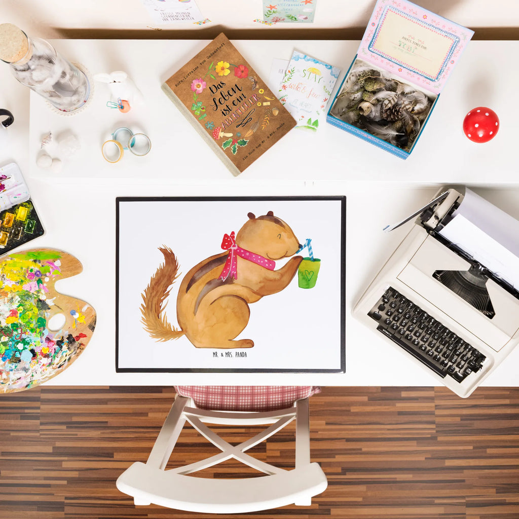 Schreibtischunterlage Eichhörnchen Smoothie schreibauflagen, schreibauflage, tischmatte, Schreibtisch Unterlagen, tischauflage, schreibtischmatte, schreibmatte, tischmatten, schreibtischunterlagen, pultunterlage, Schreibtisch Matte, arbeitsunterlage, Schreibtischauflage, schreibtischunterlage, tischauflagen, tischpad, tischpads, Schreibunterlage, arbeitsmatte, Tischunterlage, schreibtischauflagen, Lustige Sprüche, Tiere, Tiermotive, Gute Laune, Diät, Streifenhörnchen, Abnehmen, Green Smoothies, Eichhörnchen