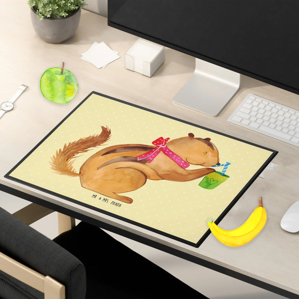 Schreibtischunterlage Eichhörnchen Smoothie schreibauflagen, schreibauflage, tischmatte, Schreibtisch Unterlagen, tischauflage, schreibtischmatte, schreibmatte, tischmatten, schreibtischunterlagen, pultunterlage, Schreibtisch Matte, arbeitsunterlage, Schreibtischauflage, schreibtischunterlage, tischauflagen, tischpad, tischpads, Schreibunterlage, arbeitsmatte, Tischunterlage, schreibtischauflagen, Lustige Sprüche, Tiere, Tiermotive, Gute Laune, Diät, Streifenhörnchen, Abnehmen, Green Smoothies, Eichhörnchen