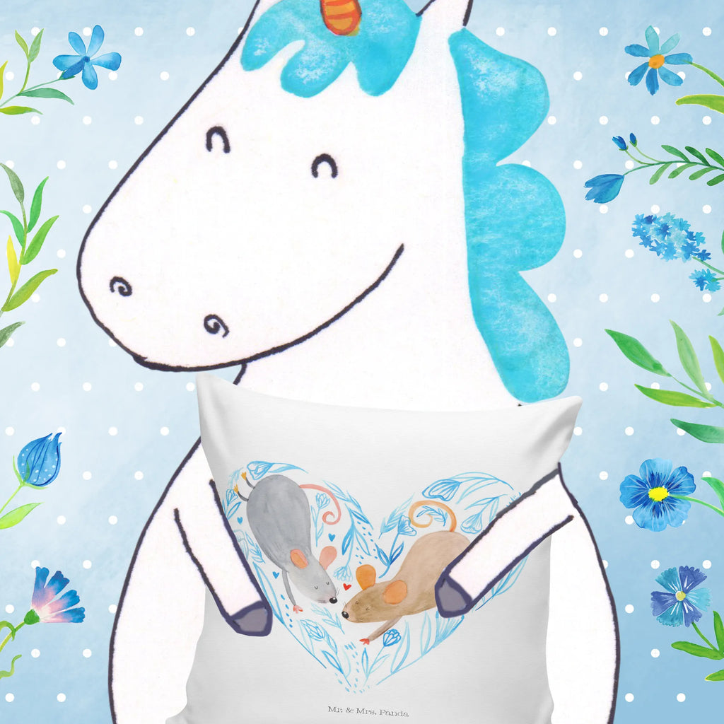 Cushion Mice heart Mikrofaser Kissen, microfaser sofakissen, deko kissen, Kissen 40x40, kissen für couch, Couchkissen, zier kissen, Dekokissen 40x40, zierkissen 40x40, Kuschelkissen, kissen 40 x 40, Dekokissen Sofa, Kissen, microfaser dekokissen, kuschel kissen, 40x40 kissen, couchkissen 40x40, kissen für sofa, 40 X 40 Kissen, Motivkissen, wohnzimmer kissen, kissen mikrofaser, couch kissen, Polsterkissen, Sofakissen, kuschelkissen 40x40, Zierkissen, wurfkissen, Kopfkissen, microfaser zierkissen, sofa kissen, Dekokissen, Sofakissen 40x40, microfaser kopfkissen, Kopfkissen 40x40, Freundin, Liebesgeschenk, Heiraten, Heiratsantrag, Hocheitstag, Freund, Jahrestag, Verlobung, Partner, Ehemann, Liebe, Ehefrau, Geschenk für Zwei, Mäuse, Liebesbotschaft, Gemeinsamkeit, Love, Maus, Lieblingsmensch, Hochzeit, Liebesbeweis