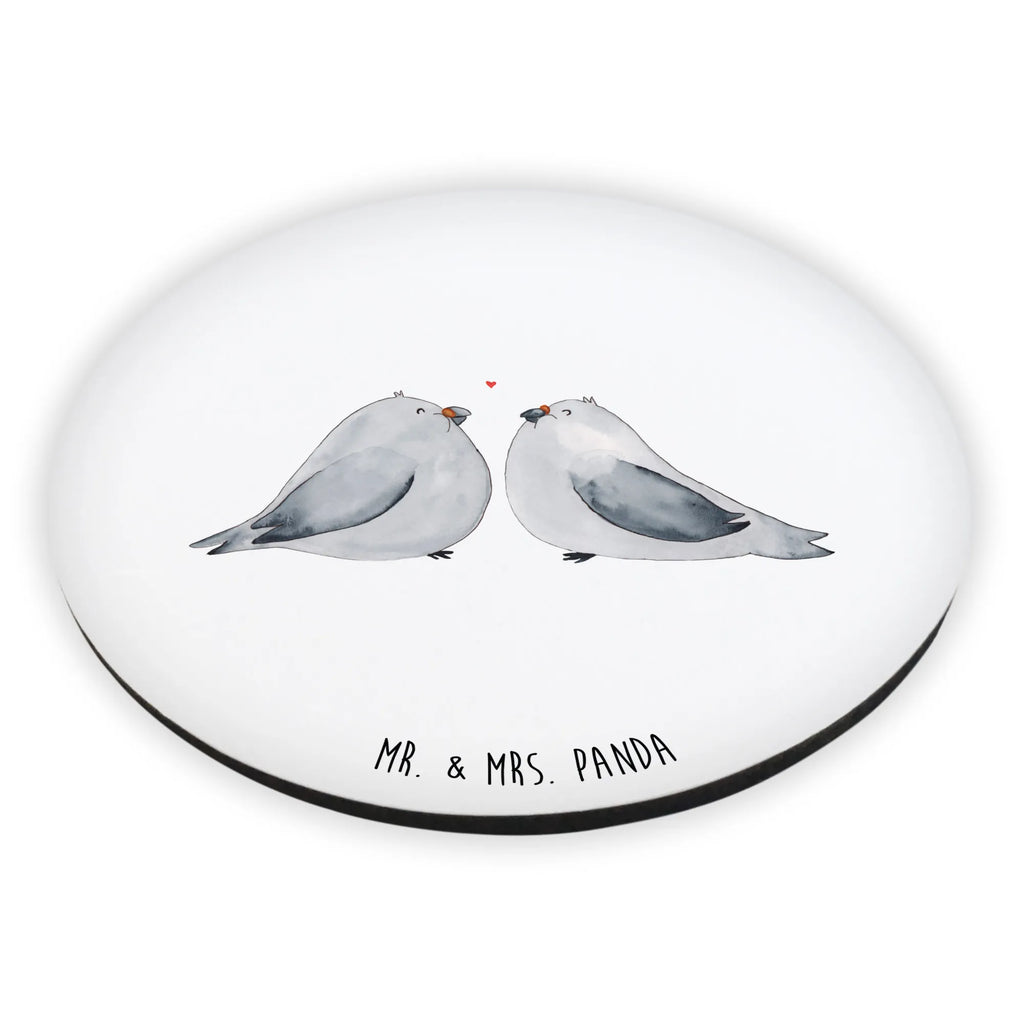 Round magnet Turtledoves in love Kühlschrankmagnet, kühlschrankmagnete, rundmagnet, magnete, Freundin, Liebesgeschenk, Heiraten, Heiratsantrag, Hocheitstag, Freund, Jahrestag, Verlobung, Partner, Ehemann, Liebe, Ehefrau, Hochzeitstag, Geschenk Freund, Geschenk Hochzeit, Verlobt, Tauben, Turteltäubchen, Turteltauben, Liebesbeweis, Verliebt, Geschenk Freundin, Verheiratet
