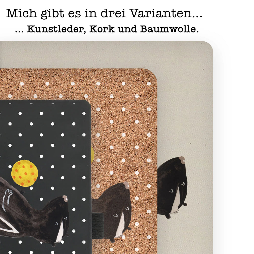 Cotton notebook skunk ball DIN A4 Notizheft, Umweltfreundliches Notizbuch A4, Notizbuch Mit Stoffeinband, DIN A4 Journal, Notizbuch DIN A4, DIN A4 Projektbuch, A4 Notizbuch Punkte, DIN A4 Notizbuch Design, DIN A4 Bullet Journal, Stoff Notizbuch A4, DIN A4 Uni Notizbuch, Notizbuch A4 Kariert, Notizbuch A4 Liniert, DIN A4 Notizbuch Handgemacht, Schreibbuch DIN A4, DIN A4 Notizbuch Büro, DIN A4 Notizbuch Für Schule, DIN A4 Tagebuch, DIN A4 Schüler Notizbuch, DIN A4 Arbeitsbuch, DIN A4 Skizzenbuch, Öko Notizbuch DIN A4, DIN A4 Notizbuch, DIN A4 Planer, DIN A4 Notizbuch Hardcover, DIN A4 Notizbuch Softcover, Tagebuch DIN A4, Notizbuch Aus Baumwolle, Baumwoll Notizbuch, DIN A4 Notizbuch Für Studium, DIN A4 Notizbuch Kreativ, DIN A4 Ideenbuch, DIN A4 Notizbuch Geschenk, DIN A4 Notizbuch Für Lehrer, Natur Notizbuch A4, Nachhaltiges Notizbuch A4, Notizbuch A4 Blanko, Stinktier, Skunk, Stinki, Raubtier, Stinker, Verspielt, Weisheit, Wildtier