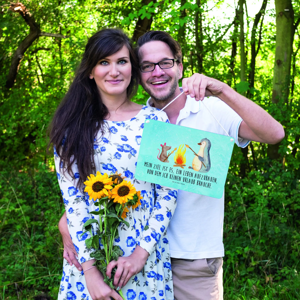 Decorative sign Penguin campfire holzbild, Dekoschild, hängeschild, sprüche schild, wandtafel, Badschild, wandhänger, Schild, Motivschild, dekoschilder, dekoration schild, Spruchschild, Holzschild, dekotafel, Türschild, Küchenschild, Türschild Familie, Deko Wandtafel, Holztafel, Schild mit Spruch, Wandschild, Deko Schild, Pinguin, Büro, Leben, Motivation, Maus, Grillen, Feuer, Lagerfeuer, Lebensspruch, Arbeit, Lebensmotivation, Büroalltag, Marshmallows, Job, Liebe, Neustart, Pinguine