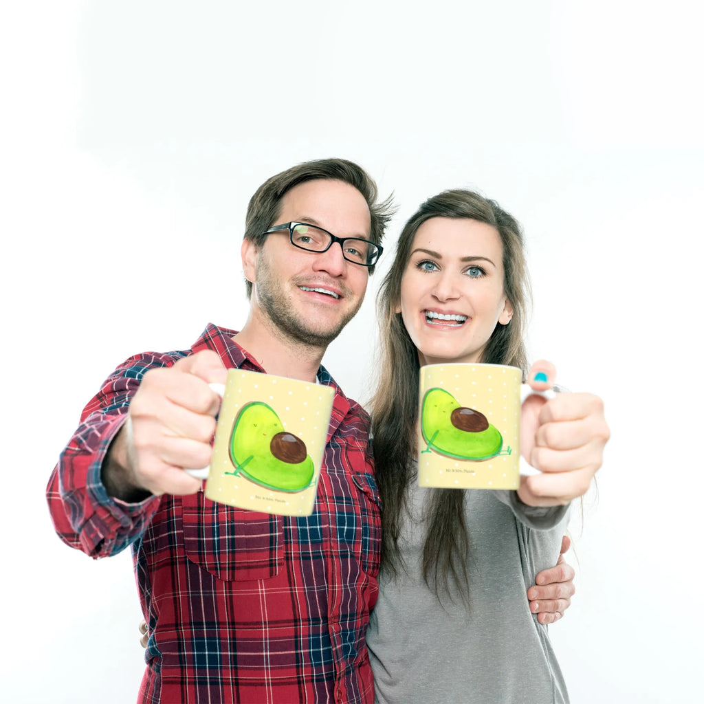 Tasse Avocado Schwangerschaft haferl, Keramikbecher, Kaffeetasse, Sprüchetasse, milchkaffeetasse, Bedruckte Tasse, Henkelbecher, statement tasse, Kakaotasse, Motivtasse, Trinktasse, Coffee Mug, Tasse mit Motiv, heißgetränkebecher, kaffeebecher keramik, Teetasse, Designtasse, Dekotasse, tasse für kaffee, kaffeetasse keramik, Geschenktasse, Keramiktasse, Kaffeebecher, Mug, Trinkbecher, Tasse, Tasse mit Spruch, schöne tasse, kaffeetasse bedruckt, Teepott, Bürotasse, hochwertige tasse, kaffeebecher bedruckt, Pott, Becher, Henkeltasse, Frühstückstasse, tasse für büro, Frühstücksbecher, Kaffeepott, Bürobecher, design tasse, Teebecher, Avocado, Vegan, Veggie, Gesund, Babyparty, Babyshower, Schwangerschaft, Schwanger