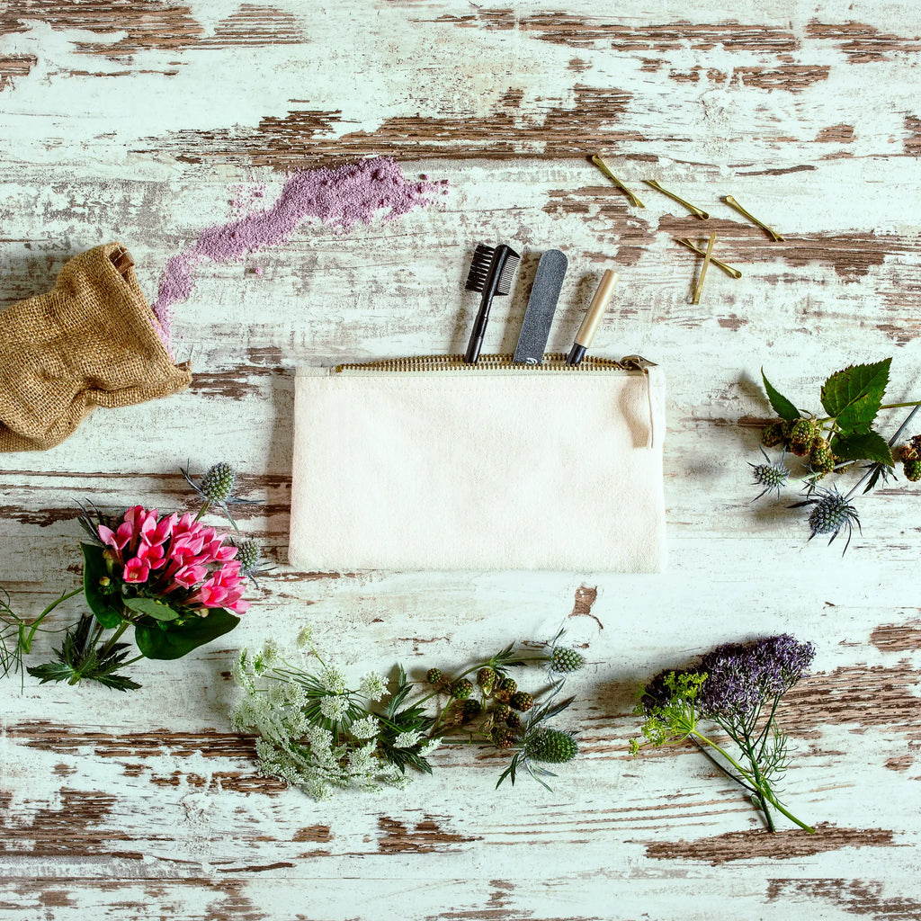 torebka na makijaż pies Dama Stifteetui, Schulmäppchen, Baumwollbeutel, Make-Up Tasche, Kulturbeutel, beauty case, Schlampermäppchen, Etui, Schminktasche, Beauty Bag, aufbewahrungsbeutel, kosmetiktäschchen, Stoffbeutel, Stiftemäppchen, Schminkbeutel, Täschchen, aufbewahrungstasche, Kulturtasche, Kosmetikbeutel, pencil case, Federtasche, Stofftasche, Schminktäschchen, Schlamper, utensilientasche, Waschtasche, toiletry bag, Mäppchen, beauty tasche, Pinseltasche, Kosmetiktasche, Federmappe, Baumwolltasche, Waschbeutel, Pouch, Hund, Hunderasse, Haustier, Hundemotiv, Tierliebhaber, Sprüche, Hundebesitzer, Hundeliebe, Hundeglück, Liebe, Frauchen, Hunde