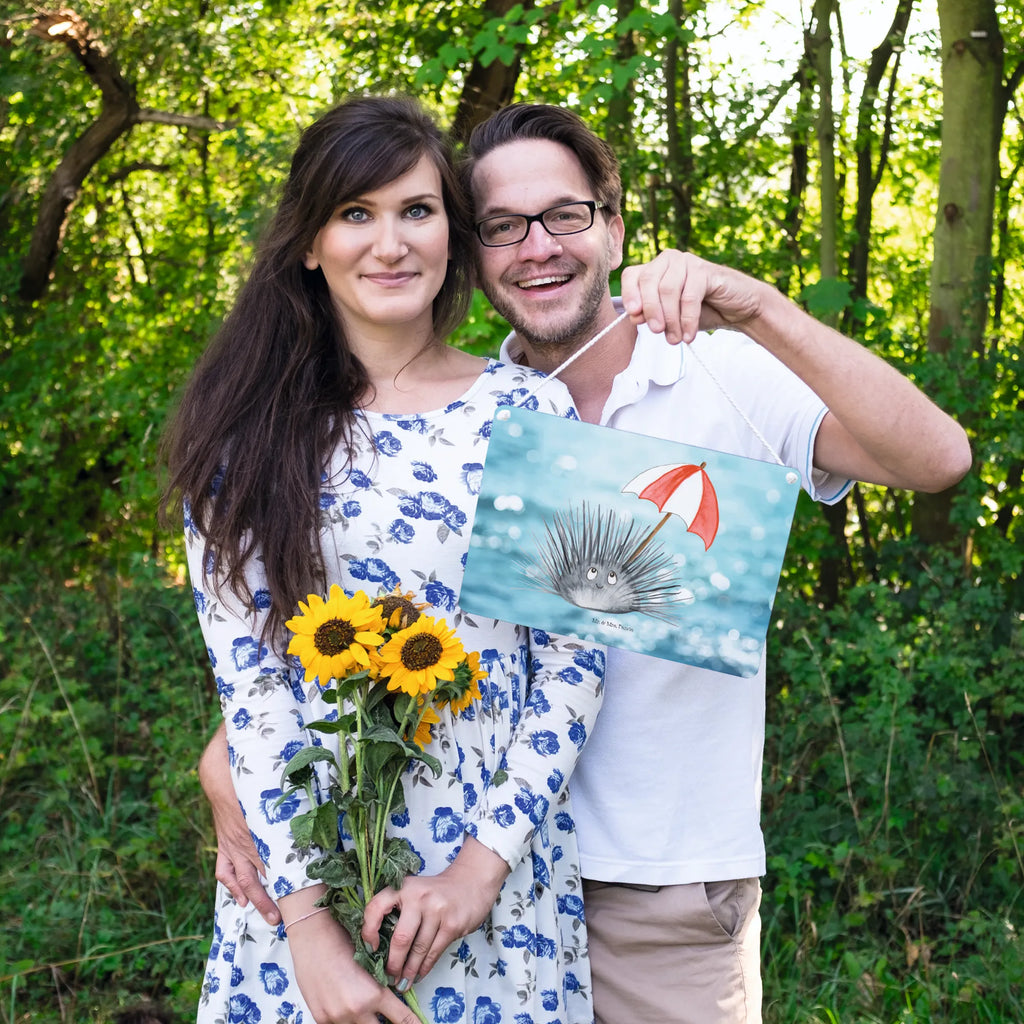 Deko Schild Seeigel Dekoschild Geschenk, Dekoschild Für Badezimmer, Wandschild, Dekoschild Handgemacht, Dekoschild Groß, Dekos child Für Garten, Deko schild Mit Spruch, Türschild, Dekoschild, Deko Schild, Deko schild Mit Herz, Metallschild, Schild Zum Hinstellen, Deko schild Für Küche, Deko schild Für Balkon, Deko schild Liebevoll Gestaltet, Dekoschild Aus Holz, Dekoschild Für Familie, Dekoschild Für Flur, Deko schild Landhausstil, Shabby Chic Schild, Türschild Mit Spruch, Dekoschild Klein, Deko schild Für Wohnzimmer, Vintage Schild, Lustiges Deko schild, Deko schild Modern, Rustikales Deko schild, Dekoschild Zum Aufhängen, Deko schild Mit Blumenmotiv, Schild Aus Holz, Schild Zum Aufstellen, Spruchschild, Deko Wandtafel, Deko schild Mit Lebensweisheit, Dekoschild Für Freunde, Wanddeko Schild, Schild Aus Metall, Deko schild Mit Motiv, Holzschild, Meerestiere, Meer, Urlaub, Hier und Jetzt, Selbstliebe, Selbstakzeptanz, Leben, Seeigel, Lebe, Achtsamkeit