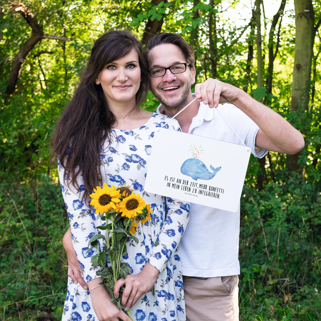 Deko Schild Wal Konfetti Wanddeko Schild, Dekoschild Klein, Deko schild Mit Lebensweisheit, Dekoschild Für Familie, Deko Wandtafel, Deko schild Für Balkon, Schild Zum Hinstellen, Deko schild Für Wohnzimmer, Deko schild Mit Herz, Deko schild Liebevoll Gestaltet, Dekoschild Für Freunde, Rustikales Deko schild, Dekoschild Aus Holz, Schild Aus Holz, Dekoschild Für Flur, Türschild Mit Spruch, Shabby Chic Schild, Dekoschild Für Badezimmer, Türschild, Deko schild Modern, Dekoschild Zum Aufhängen, Dekoschild, Deko schild Mit Blumenmotiv, Dekos child Für Garten, Dekoschild Handgemacht, Dekoschild Geschenk, Deko schild Für Küche, Deko Schild, Metallschild, Schild Zum Aufstellen, Deko schild Mit Motiv, Lustiges Deko schild, Wandschild, Spruchschild, Deko schild Landhausstil, Dekoschild Groß, Holzschild, Deko schild Mit Spruch, Schild Aus Metall, Vintage Schild, Meerestiere, Meer, Urlaub, Lebensabschnitt, Trennung, Abnehmen, Wal, Diät, Neuanfang, Neustart, Wale, Geburtstag, Konfetti, Motivation