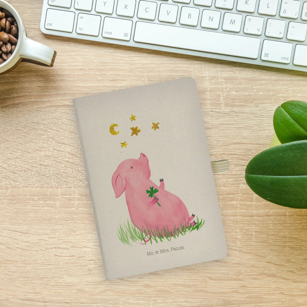 Bawełniany notatnik DIN A4 świnia Szczęście Notizbuch A5 Hardcover, Notizheft A5, Journal A5, A5 Notizbuch Leder, A5 Notizblock, A5 Notizbuch, Bullet Journal A5, A5 Notizbuch Liniert, Tagebuch A5, A5 Notizbuch Für Büro, A5 Ringbuch, A5 Notizbuch Herren, Notizbuch A5, A5 Notizbuch Punkte, A5 Notizbuch Mit Spruch, A5 Notizbuch Geschenk, A5 Notizbuch Nachhaltig, Notizbuch DIN A5, A5 Notizbuch Damen, A5 Planer, A5 Notizbuch Blanko, A5 Heft, A5 Notizbuch Für Schule, A5 Skizzenbuch, Notizbuch A5 Softcover, A5 Notizbuch Kariert, Schreibheft A5, A5 Notizbuch Personalisiert, Tiermotive, Gute Laune, lustige Sprüche, Tiere, Glücksschwein. Glück, Schweinchen, Ziele, Sterne, Motivation, Träume, Sernchen, Schwein, Glücksbringer
