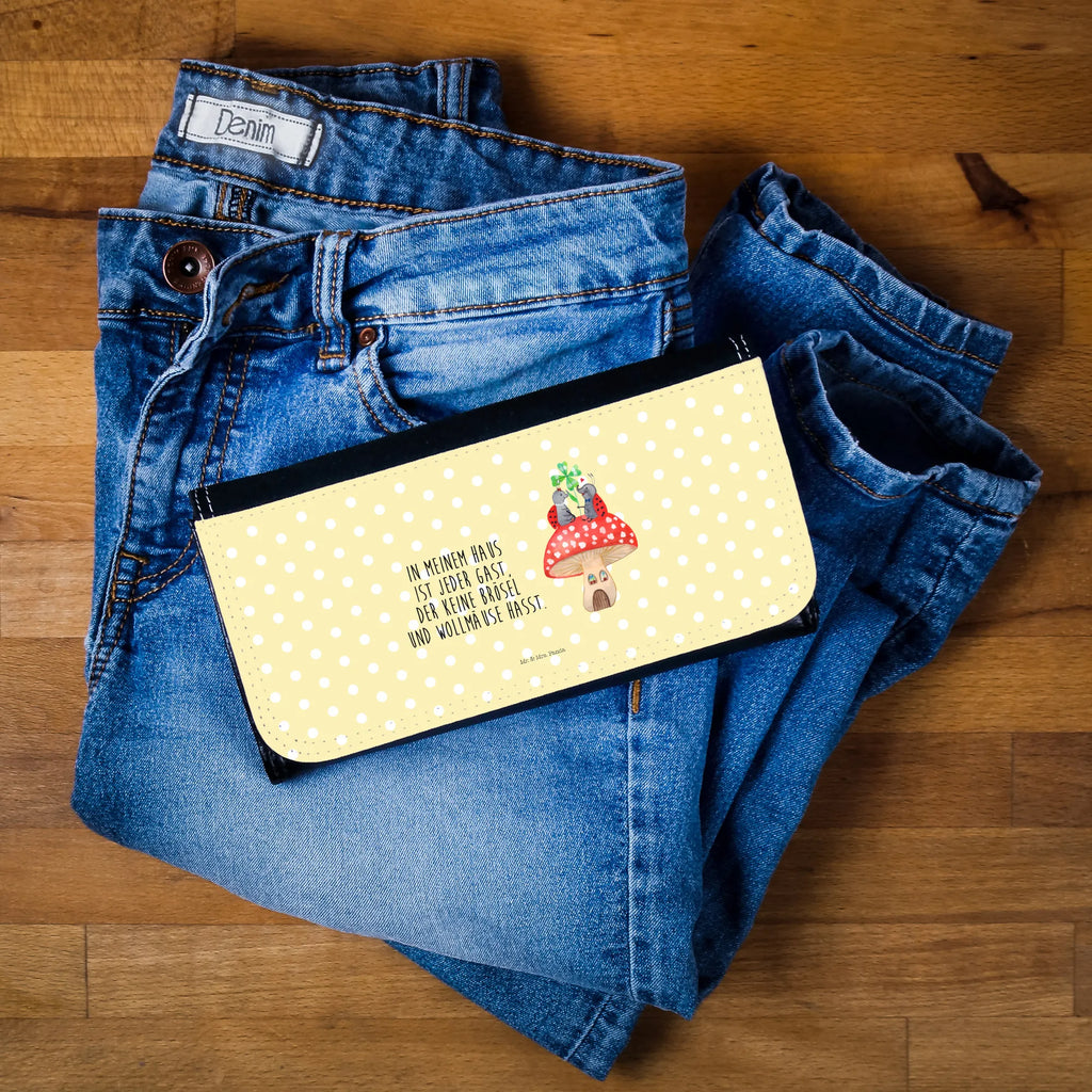 Ladies purse ladybug toadstool Veganes Portemonnaie Damen, Geldbörse Mit Fach Damen, Slim Portemonnaie Damen, Mini Geldbörse Damen, Portemonnaie für Damen, Münzbörse Damen, Portmonnaie Damen, Geldbörse Aus Leder Damen, Frauen Geldbörse, Geldbörse Aus Stoff Damen, Geldbörse Mit Handgelenksschlaufe Damen, Hochwertiges Portemonnaie Damen, Leder Portemonnaie Damen, Geldbörse Mit Druckverschluss Damen, Geldbörse Aus Kunstleder Damen, Damen Portemonnaie, Etui Geldbörse Damen, Portemonnaie Mit Münzfach Damen, Damen Geldbeutel, Clutch Portemonnaie Damen, Portemonnaie Mit Kartenfächern Damen, RFID Portemonnaie Damen, Kartenhalter Damen, Damengeldbeutel, Geldbörse Mit Clipverschluss Damen, Portmonee Damen, Damen Geldbörse, Portemonnaie Mit Reißverschluss Damen, Frauen Brieftasche, XXL Portemonnaie Damen, Brieftasche Damen, Damen Geldtasche, Reißverschluss Portemonnaie Damen, Münzgeldbörse Damen, Geldbörse Mit Zipper Damen, Kartenetui Damen, Designer Portemonnaie Damen, Damengeldbörse, Tiere, Tiermotive, Gute Laune, Lustige Sprüche, Zuhause, Fleigenpilzhaus, Wohnung, Fliegenpilz, Haus, Marienkäfer