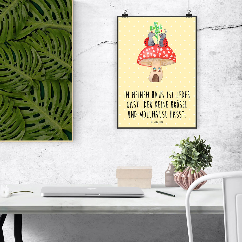 Poster ladybug toadstool Wanddeko Bild, Wandschmuck, wanddeko, Deko Poster, Designposter, wanddruck, typografie poster, Wandbild, drucke, grafikposter, Design Poster, Poster, Kunstdruck, Posterdruck, wandkunst, Wanddekoration, Wandposter, kunstposter, Mr. & Mrs. Panda Poster, Plakat, Panda Poster, kunstdruck poster, Deko Bild, Bild, Lustige Sprüche, Tiermotive, Gute Laune, Tiere, Wohnung, Zuhause, Haus, Fleigenpilzhaus, Marienkäfer, Fliegenpilz