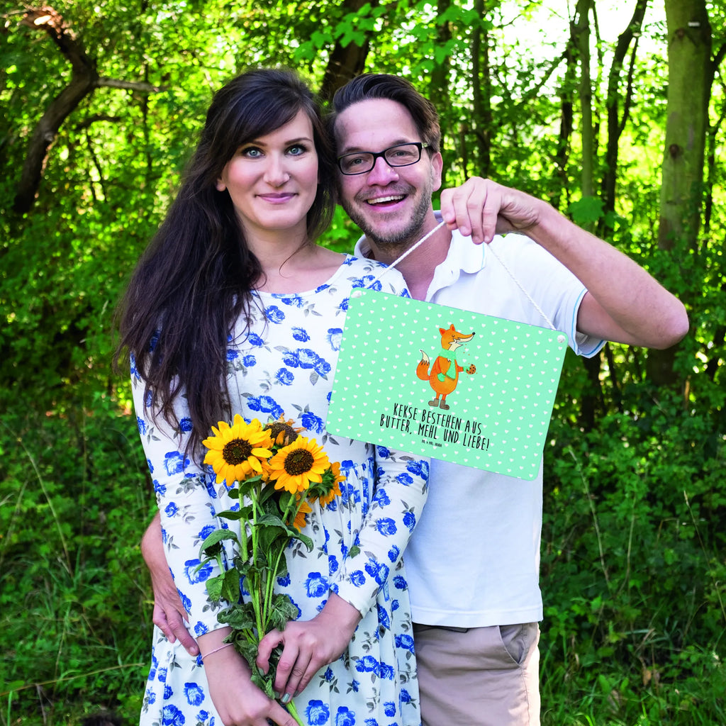 Deko Schild Fuchs Keks Dekoschild Groß, Wanddeko Schild, Schild Aus Holz, Deko schild Für Wohnzimmer, Türschild Mit Spruch, Spruchschild, Türschild, Metallschild, Rustikales Deko schild, Dekoschild Handgemacht, Dekoschild, Dekoschild Für Familie, Vintage Schild, Dekoschild Geschenk, Dekoschild Für Badezimmer, Deko schild Modern, Deko schild Mit Motiv, Deko schild Für Balkon, Deko schild Für Küche, Dekoschild Aus Holz, Lustiges Deko schild, Deko schild Mit Herz, Shabby Chic Schild, Wandschild, Deko schild Landhausstil, Holzschild, Deko schild Mit Blumenmotiv, Deko Wandtafel, Deko schild Mit Spruch, Dekos child Für Garten, Schild Zum Hinstellen, Dekoschild Für Freunde, Schild Aus Metall, Deko Schild, Dekoschild Für Flur, Schild Zum Aufstellen, Deko schild Liebevoll Gestaltet, Deko schild Mit Lebensweisheit, Dekoschild Klein, Dekoschild Zum Aufhängen, Fuchs, Plätzchen, Backen Spruch, Küche Deko, Winter, Kekse, Weihnachtszeit, Liebe, Füchse