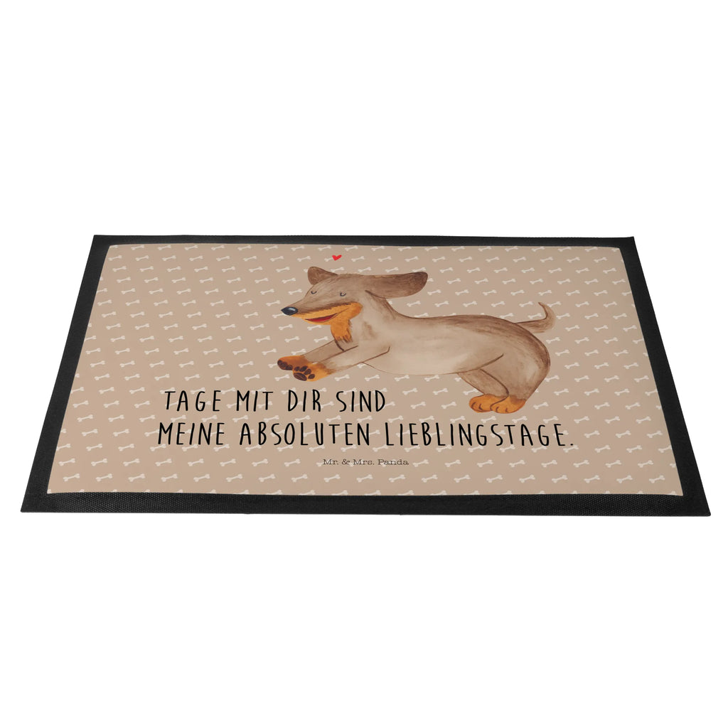 Fußmatte Hund Dackel Vorleger, Schmutzmatte, Fußabstreifer außen, Sauberlaufmatte, Gummi Matte, Türvorleger, Fußabtreter, Fußmatte outdoor, Fußmatte waschbar, Türmatte, Schmutzfangmatte, Fußmatte innen, Schmutzfangmatte waschbar, Fußabtreter außen, Schmutzfangteppich, Fußabstreifer, Haustürmatte, Fußmatte außen wetterfest, Fußmatte außen, Schmutzfänger, Motivfußmatte, Eingangsteppich, Fußmatten, Matte, Fussmatten online, Fussmatten, Gummimatte, Hund, Hundemotiv, Haustier, Hunderasse, Tierliebhaber, Hundebesitzer, Sprüche, Dachshund, happy dog, Hunde, Dackel