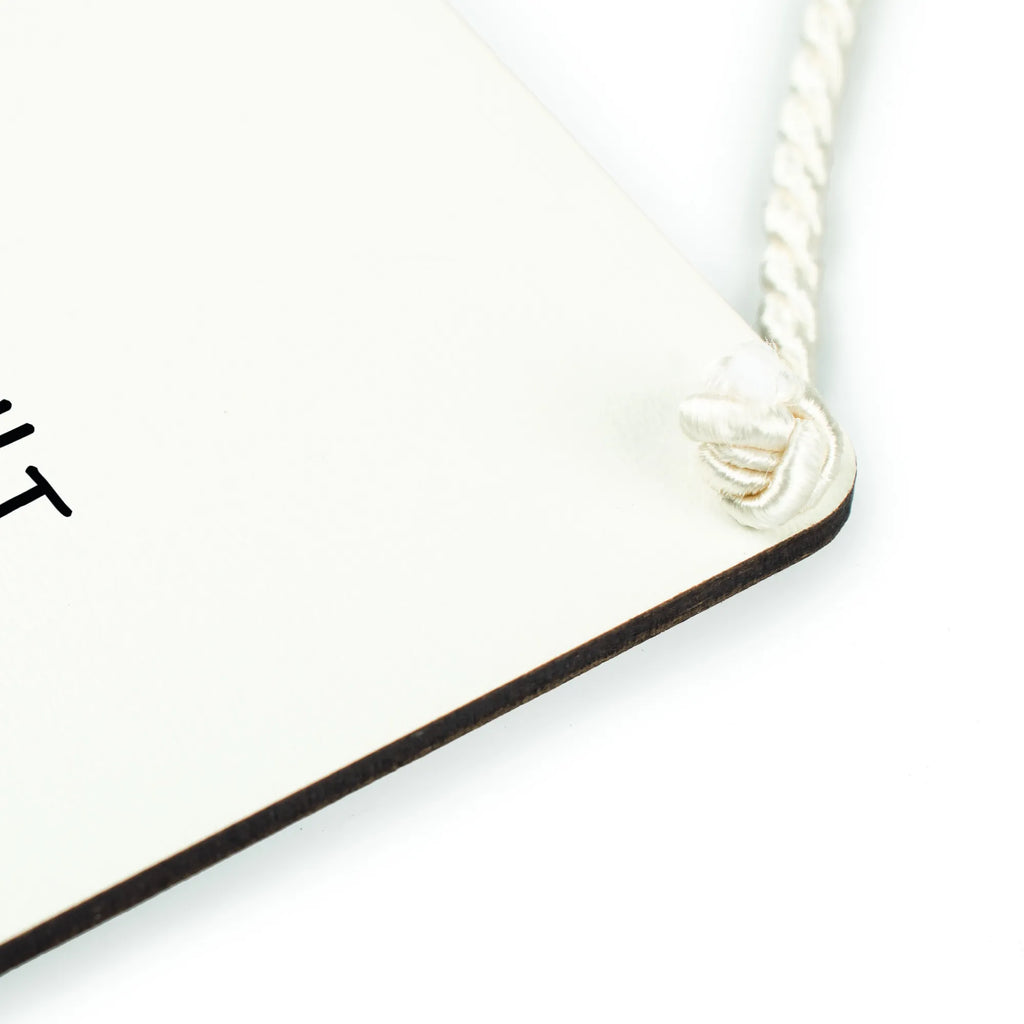 Deko Schild Lamakopf Genervt Deko Wandtafel, Schild, Motivschild, Türschild, Holzschild, Deko Schild, Türschild Familie, Küchenschild, Spruchschild, wandhänger, dekoration schild, dekotafel, Wandschild, dekoschilder, sprüche schild, hängeschild, wandtafel, holzbild, Badschild, Dekoschild, Schild mit Spruch, Holztafel, Alpaka, Lama, Azubi, Partnerin, Genervt sein, Recht haben, Freundin, Beste Freundin, Chef, Lamas, Büro, Chefin, Büroalltag