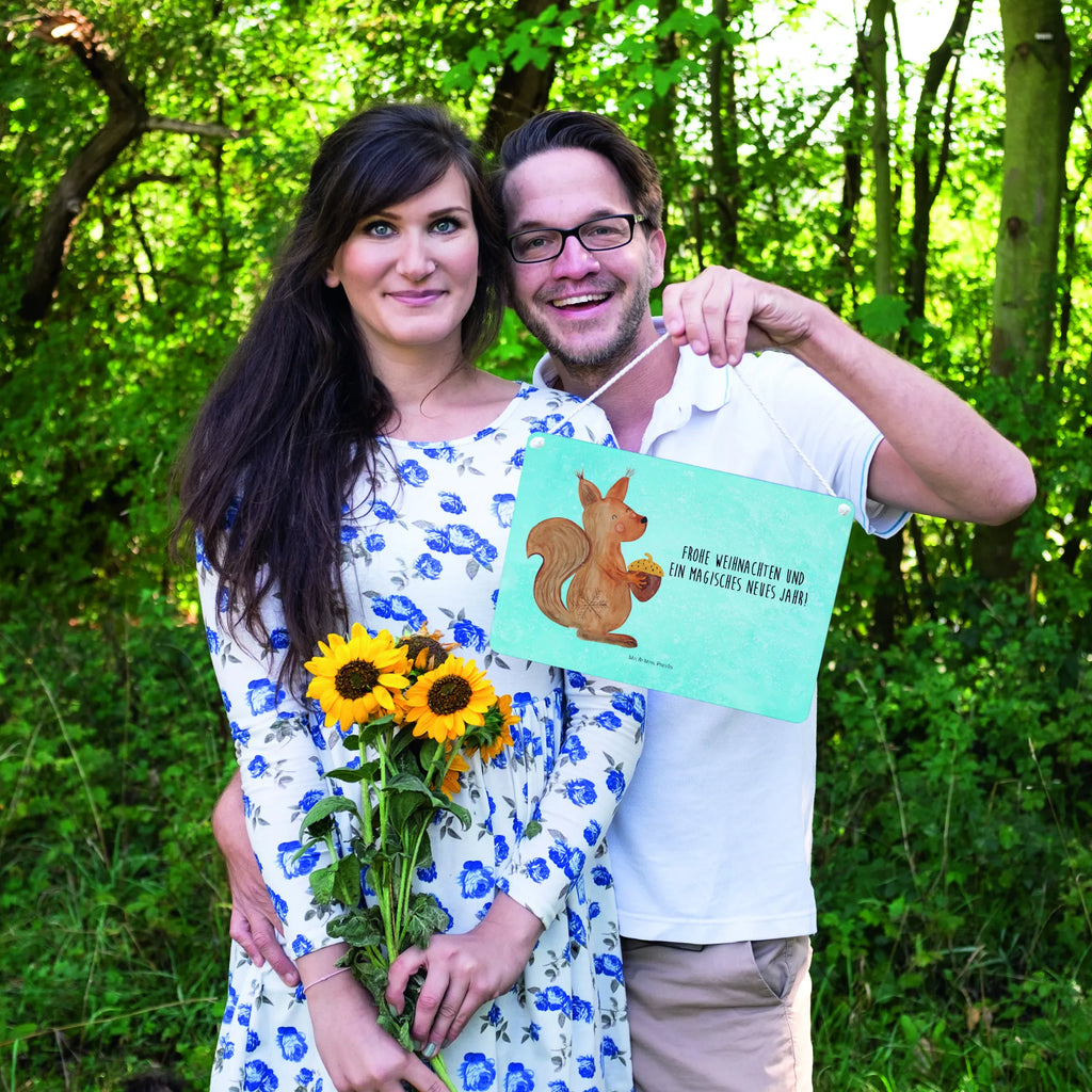 Decorative sign Squirrel Christmas Dekoschild, Türschild, Dekoschild Für Flur, Türschild Mit Spruch, Deko Schild, Spruchschild, Dekoschild Groß, Wanddeko Schild, Deko schild Mit Lebensweisheit, Dekoschild Für Badezimmer, Dekoschild Geschenk, Rustikales Deko schild, Dekoschild Aus Holz, Deko schild Für Wohnzimmer, Deko schild Für Balkon, Wandschild, Deko schild Mit Motiv, Schild Aus Holz, Deko schild Landhausstil, Lustiges Deko schild, Holzschild, Deko schild Modern, Schild Zum Hinstellen, Metallschild, Deko schild Mit Blumenmotiv, Deko schild Für Küche, Dekoschild Für Freunde, Dekoschild Klein, Dekoschild Für Familie, Dekoschild Zum Aufhängen, Schild Aus Metall, Shabby Chic Schild, Dekoschild Handgemacht, Dekos child Für Garten, Deko schild Liebevoll Gestaltet, Schild Zum Aufstellen, Deko schild Mit Spruch, Deko schild Mit Herz, Deko Wandtafel, Vintage Schild, Winter, Weihnachten, Weihnachtsdeko, Nikolaus, Advent, Heiligabend, Wintermotiv, Frohe Weihnachten, Neujahr, Vogel, Frohes neues Jahr, Weihnachtsmotiv, Weihnachtsgruß, Guten Rutsch