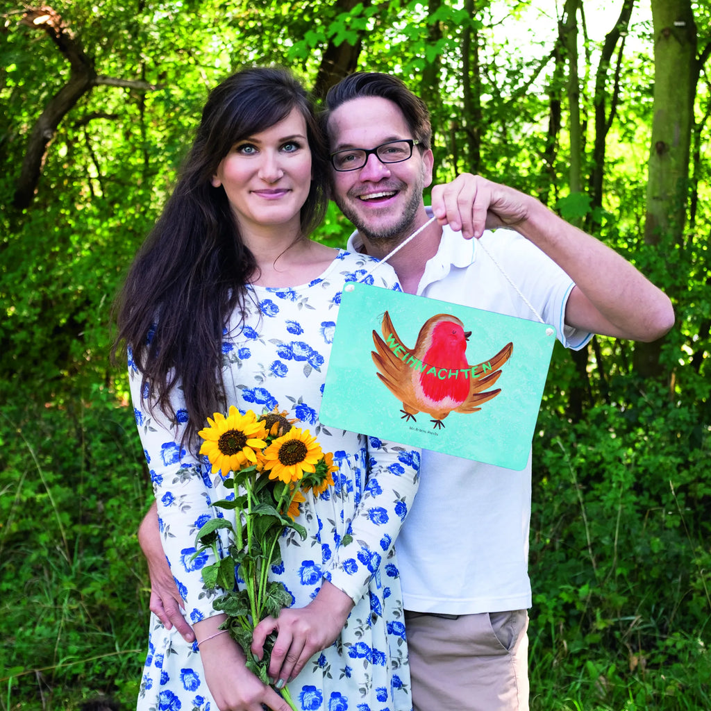Deko Schild Rotkehlchen Weihnachten Deko Wandtafel, Dekos child Für Garten, Deko schild Für Wohnzimmer, Deko schild Für Balkon, Holzschild, Dekoschild, Dekoschild Geschenk, Schild Aus Holz, Dekoschild Aus Holz, Deko schild Mit Herz, Dekoschild Für Flur, Türschild, Wanddeko Schild, Dekoschild Groß, Deko schild Für Küche, Dekoschild Zum Aufhängen, Schild Zum Hinstellen, Deko schild Mit Spruch, Deko schild Modern, Deko schild Mit Motiv, Metallschild, Lustiges Deko schild, Rustikales Deko schild, Dekoschild Klein, Dekoschild Für Familie, Deko schild Mit Blumenmotiv, Dekoschild Für Badezimmer, Dekoschild Für Freunde, Vintage Schild, Schild Zum Aufstellen, Deko schild Mit Lebensweisheit, Deko Schild, Deko schild Liebevoll Gestaltet, Shabby Chic Schild, Wandschild, Spruchschild, Dekoschild Handgemacht, Türschild Mit Spruch, Deko schild Landhausstil, Schild Aus Metall, Winter, Weihnachten, Weihnachtsdeko, Nikolaus, Advent, Heiligabend, Wintermotiv, Weihnachtsmotiv, xmas, Weihnachtsgruß, Vogel, Frohe Weihnachten