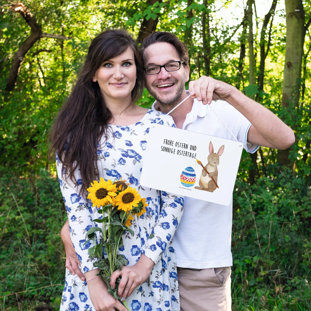 Deko Schild Hase Eier Malen dekotafel, Schild, hängeschild, dekoschilder, Deko Wandtafel, sprüche schild, Spruchschild, holzbild, Badschild, wandhänger, dekoration schild, Wandschild, Schild mit Spruch, Deko Schild, Dekoschild, Türschild, Holztafel, Holzschild, Küchenschild, Türschild Familie, Motivschild, wandtafel, Ostergeschenke, Osterdeko, Osterhase, Osternest, Ostern, Geschenke zu Ostern, Ostern Geschenk, Ostergeschenke Kinder, Ostern Kinder, Frohe Ostern, Osterblume, Hase, Osterei, Kaninchen, Eiermalen, Bemalte Ostereier, Ostergrüße