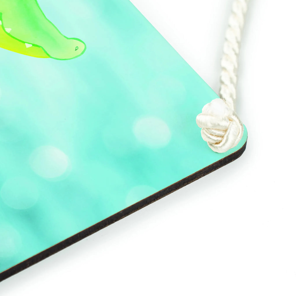 Deko Schild Krokodil Lustiges Deko schild, Schild Aus Holz, Deko schild Liebevoll Gestaltet, Deko schild Mit Motiv, Shabby Chic Schild, Spruchschild, Dekoschild Aus Holz, Dekoschild Zum Aufhängen, Metallschild, Deko schild Mit Spruch, Dekoschild Geschenk, Dekoschild Klein, Türschild, Deko schild Modern, Deko Wandtafel, Deko schild Mit Herz, Türschild Mit Spruch, Dekoschild, Wandschild, Deko Schild, Deko schild Für Wohnzimmer, Deko schild Für Küche, Dekoschild Handgemacht, Dekos child Für Garten, Vintage Schild, Dekoschild Für Badezimmer, Dekoschild Für Familie, Dekoschild Groß, Deko schild Für Balkon, Deko schild Mit Lebensweisheit, Dekoschild Für Flur, Holzschild, Schild Zum Aufstellen, Schild Aus Metall, Rustikales Deko schild, Dekoschild Für Freunde, Schild Zum Hinstellen, Deko schild Landhausstil, Deko schild Mit Blumenmotiv, Wanddeko Schild, Meerestiere, Meer, Urlaub, Lieblingsmensch, spontan sein, Krokodil, Krokodile, Freundin, beste Freundin, Abenteuerlust, Reiselust, verrückt sein