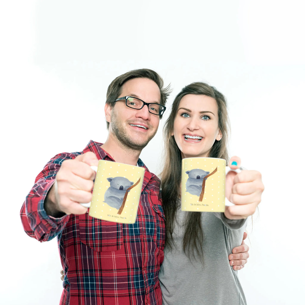 Mug koala haferl, Kaffeetasse, hochwertige tasse, Sprüchetasse, Coffee Mug, Teebecher, Henkeltasse, Henkelbecher, heißgetränkebecher, design tasse, kaffeetasse bedruckt, tasse für büro, Bedruckte Tasse, Frühstückstasse, schöne tasse, Frühstücksbecher, Trinkbecher, kaffeebecher bedruckt, statement tasse, Geschenktasse, Keramiktasse, Keramikbecher, Teetasse, kaffeetasse keramik, Tasse mit Motiv, Dekotasse, Motivtasse, Kaffeepott, Bürotasse, Pott, Tasse, tasse für kaffee, Becher, Trinktasse, Mug, Kaffeebecher, kaffeebecher keramik, Kakaotasse, Designtasse, Bürobecher, milchkaffeetasse, Tasse mit Spruch, Teepott, Tiere, Tiermotive, Gute Laune, Lustige Sprüche, schlafen, Schlafzimmer, Bär, Traum, Koalabär, Träumen, Koala, Traumland