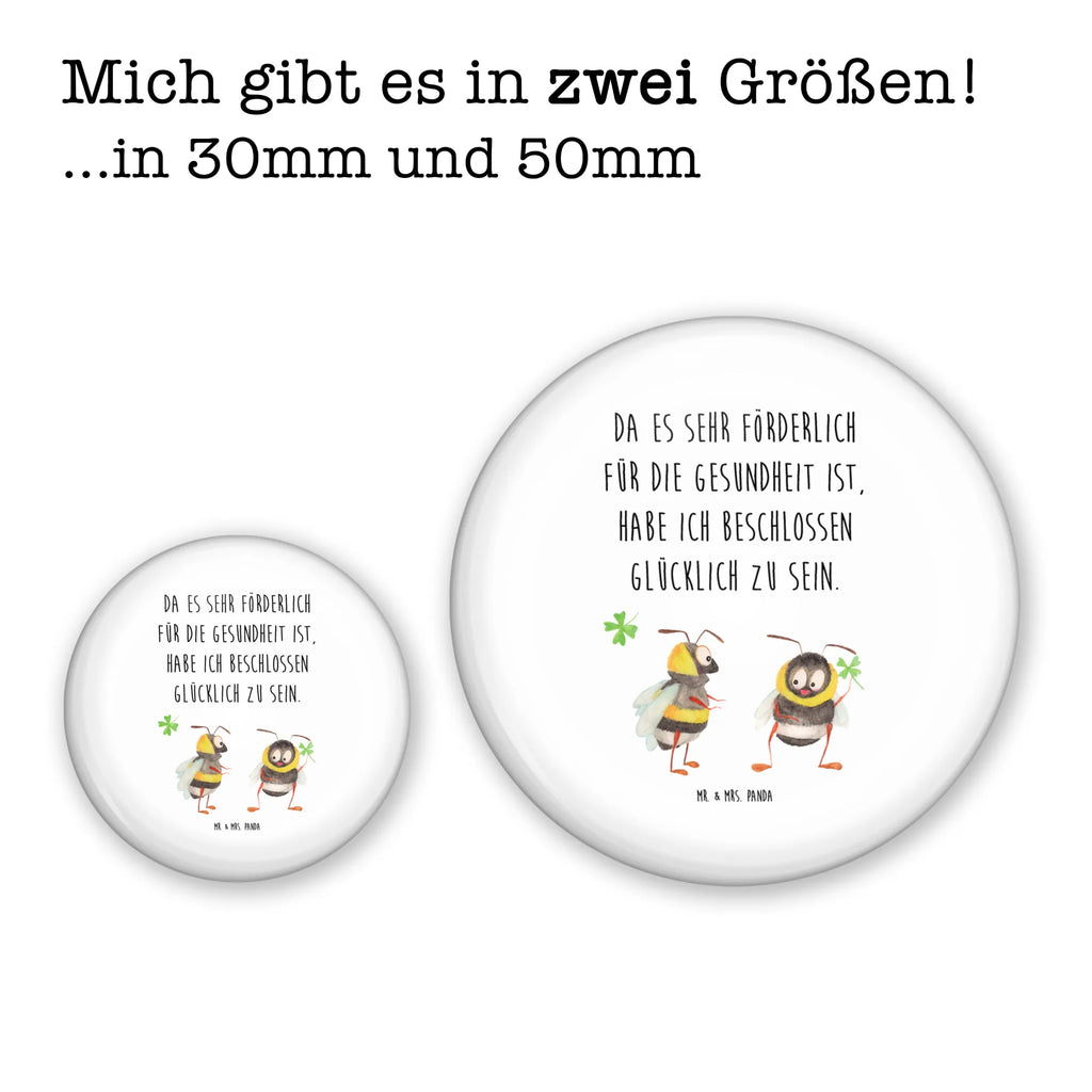 Button Hummeln mit Kleeblatt Button-Motiv 50 mm, Badge 50 mm, Werbebutton 50 mm, Button-Presse 50 mm, Eventbutton 50 mm, Button-Edition 50 mm, Pin 50 mm, Pin-Button 50 mm, Button 50 mm, Button-Lieferung 50 mm, Runde Buttons 50 mm, Button-Badge 50 mm, Button-Anstecker 50 mm, Marketingbutton 50 mm, Festivalbutton 50 mm, Button-Sonderedition 50 mm, Sammlerbutton 50 mm, Button-Button 50 mm, Button-Emblem 50 mm, Ansteckbutton 50 mm, Button-Pin 50 mm, Vereinsbutton 50 mm, Button Abzeichen 50 mm, Button-Design 50 mm, Button-Sujet 50 mm, Button-Druck 50 mm, Button-Logo 50 mm, Button-Set 50 mm, Button-Kollektion 50 mm, Tiermotive, Gute Laune, lustige Sprüche, Tiere, Biene Deko, Hummel, Biene, Spruch schön, glücklich werden, Spruch positiv, glücklich sein, Spruch fröhlich