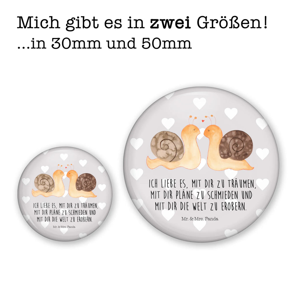 Button Snails in love Festivalbutton 50 mm, Button-Emblem 50 mm, Button-Badge 50 mm, Vereinsbutton 50 mm, Button Abzeichen 50 mm, Button-Sonderedition 50 mm, Button-Pin 50 mm, Marketingbutton 50 mm, Button-Anstecker 50 mm, Button-Sujet 50 mm, Button-Kollektion 50 mm, Sammlerbutton 50 mm, Runde Buttons 50 mm, Button-Design 50 mm, Badge 50 mm, Werbebutton 50 mm, Button-Edition 50 mm, Button 50 mm, Button-Button 50 mm, Button-Logo 50 mm, Pin-Button 50 mm, Button-Motiv 50 mm, Button-Druck 50 mm, Button-Lieferung 50 mm, Pin 50 mm, Button-Presse 50 mm, Ansteckbutton 50 mm, Eventbutton 50 mm, Button-Set 50 mm, Liebe, Partner, Freund, Freundin, Ehemann, Ehefrau, Heiraten, Verlobung, Heiratsantrag, Liebesgeschenk, Jahrestag, Hocheitstag