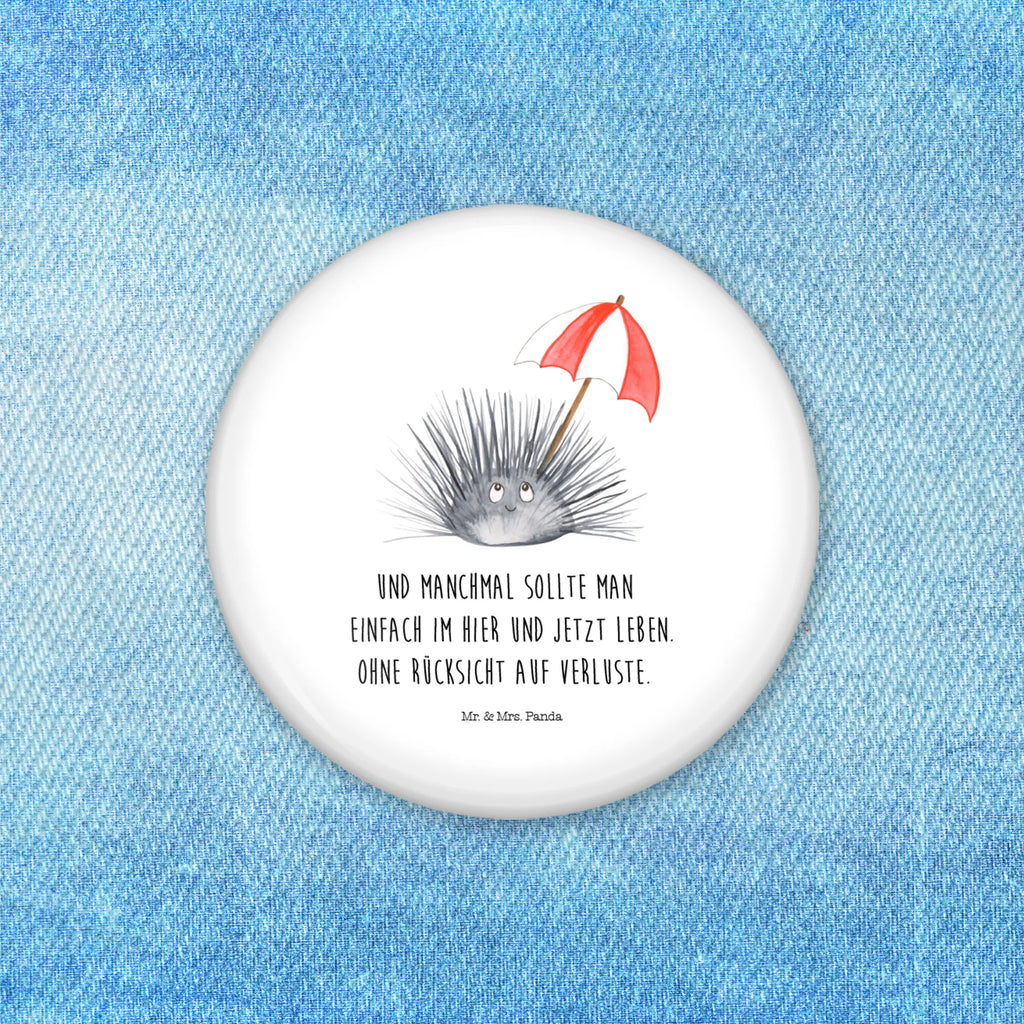 Button Seeigel Sammlerbutton 50 mm, Button-Edition 50 mm, Button-Anstecker 50 mm, Button-Design 50 mm, Ansteckbutton 50 mm, Pin 50 mm, Button-Presse 50 mm, Button-Emblem 50 mm, Eventbutton 50 mm, Werbebutton 50 mm, Button-Badge 50 mm, Button-Motiv 50 mm, Marketingbutton 50 mm, Pin-Button 50 mm, Button-Button 50 mm, Button-Set 50 mm, Button-Druck 50 mm, Button Abzeichen 50 mm, Button-Pin 50 mm, Badge 50 mm, Festivalbutton 50 mm, Button 50 mm, Vereinsbutton 50 mm, Button-Sonderedition 50 mm, Button-Sujet 50 mm, Button-Logo 50 mm, Button-Kollektion 50 mm, Runde Buttons 50 mm, Button-Lieferung 50 mm, Meerestiere, Meer, Urlaub, Selbstakzeptanz, Seeigel, Selbstliebe, Leben, Hier und Jetzt, Achtsamkeit, Lebe