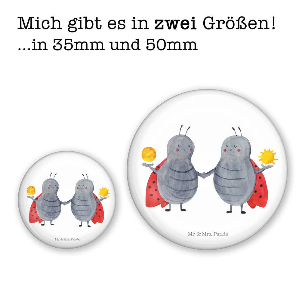 Button Star sign twin Button-Sonderedition 50 mm, Button-Design 50 mm, Button Abzeichen 50 mm, Werbebutton 50 mm, Badge 50 mm, Button-Motiv 50 mm, Marketingbutton 50 mm, Button-Anstecker 50 mm, Button-Set 50 mm, Button-Lieferung 50 mm, Button-Kollektion 50 mm, Pin 50 mm, Pin-Button 50 mm, Button-Logo 50 mm, Button-Pin 50 mm, Button-Emblem 50 mm, Button-Edition 50 mm, Vereinsbutton 50 mm, Festivalbutton 50 mm, Button 50 mm, Sammlerbutton 50 mm, Ansteckbutton 50 mm, Button-Presse 50 mm, Runde Buttons 50 mm, Button-Badge 50 mm, Button-Druck 50 mm, Eventbutton 50 mm, Button-Button 50 mm, Button-Sujet 50 mm, Tierkreiszeichen, Sternzeichen, Horoskop, Astrologie, Aszendent, Glückskäfer, Zwillingsschwester, Zwillinge, Geschenk Juni, Zwilling Geschenk, Zwillingsbruder, Geburtstag Mai, Marienkäfer, Zwilling Sternzeichen, Geschenk Mai