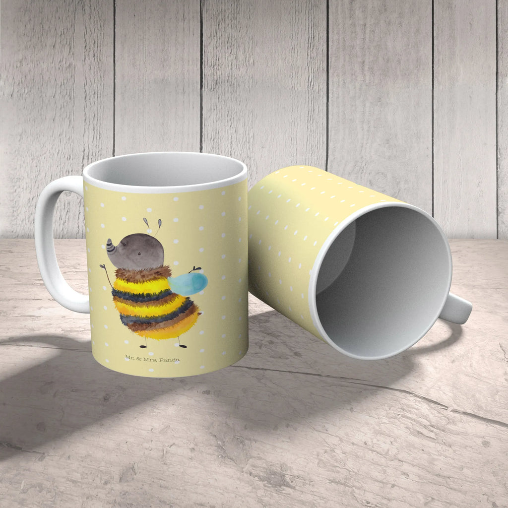 Mug bumblebee fluffy design tasse, Dekotasse, kaffeebecher bedruckt, Tasse mit Motiv, Tasse, Designtasse, Motivtasse, Keramikbecher, Bürotasse, Teepott, tasse für büro, kaffeetasse keramik, Kakaotasse, hochwertige tasse, Kaffeebecher, Frühstücksbecher, Pott, Mug, Teetasse, Bedruckte Tasse, Frühstückstasse, Keramiktasse, Sprüchetasse, schöne tasse, Kaffeetasse, kaffeebecher keramik, Kaffeepott, Teebecher, Henkelbecher, Bürobecher, Trinkbecher, Henkeltasse, haferl, heißgetränkebecher, kaffeetasse bedruckt, tasse für kaffee, milchkaffeetasse, statement tasse, Trinktasse, Becher, Geschenktasse, Coffee Mug, Tasse mit Spruch, Lustige Sprüche, Tiere, Tiermotive, Gute Laune, Biene, Blume, Flauschig, Hummel, Natur