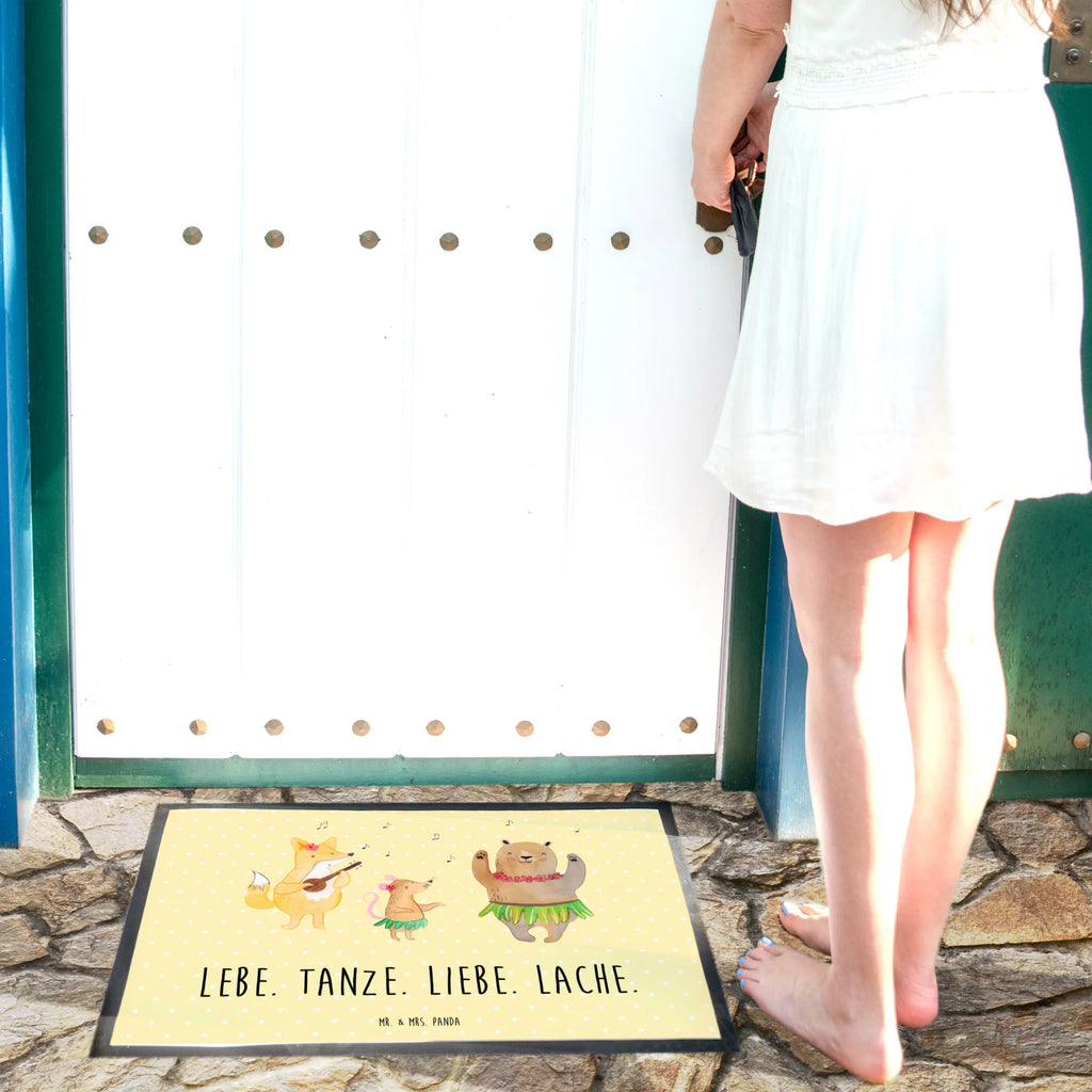 Fußmatte Waldtiere Aloha Türvorleger, Türmatte, Matte, Fußabstreifer, Fussmatten online, Fußabtreter außen, Vorleger, Schmutzmatte, Schmutzfänger, Fußabtreter, Fußmatte außen wetterfest, Fußmatte innen, Gummi Matte, Fußmatte außen, Schmutzfangmatte waschbar, Fußmatte waschbar, Eingangsteppich, Sauberlaufmatte, Schmutzfangmatte, Fußabstreifer außen, Haustürmatte, Gummimatte, Schmutzfangteppich, Motivfußmatte, Fußmatten, Fußmatte outdoor, Fussmatten, Tiermotive, Gute Laune, lustige Sprüche, Tiere, Igel, Leben, Bär, Musik, Hase, Waldtiere, Wald, Lachen, Tanzen, Aloha